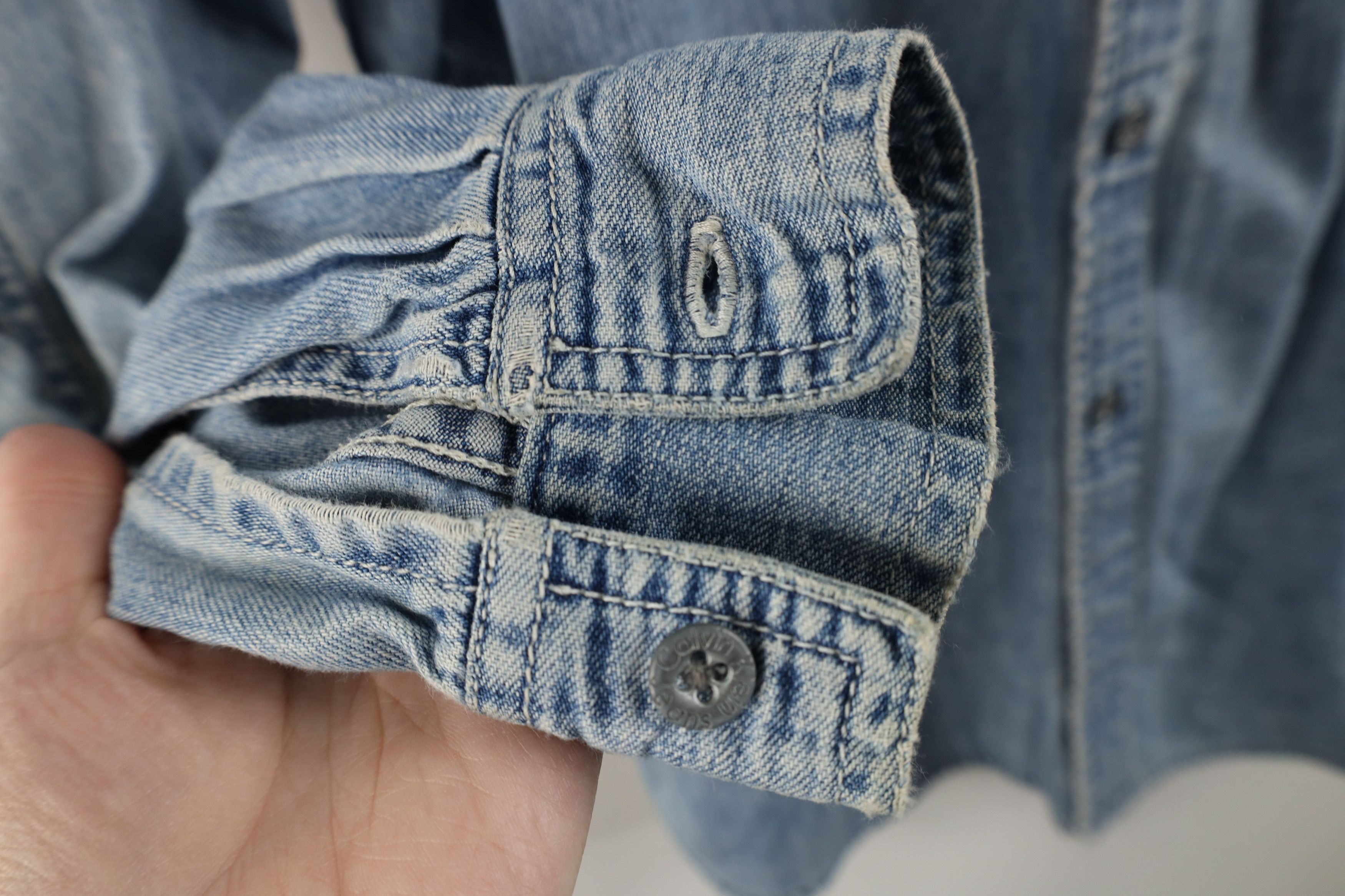 Calvin Klein × Vintage Vintage 90s Calvin Klein Denim Jean Collared Button Shirt Size US XL / EU 56 / 4 - 11 Thumbnail