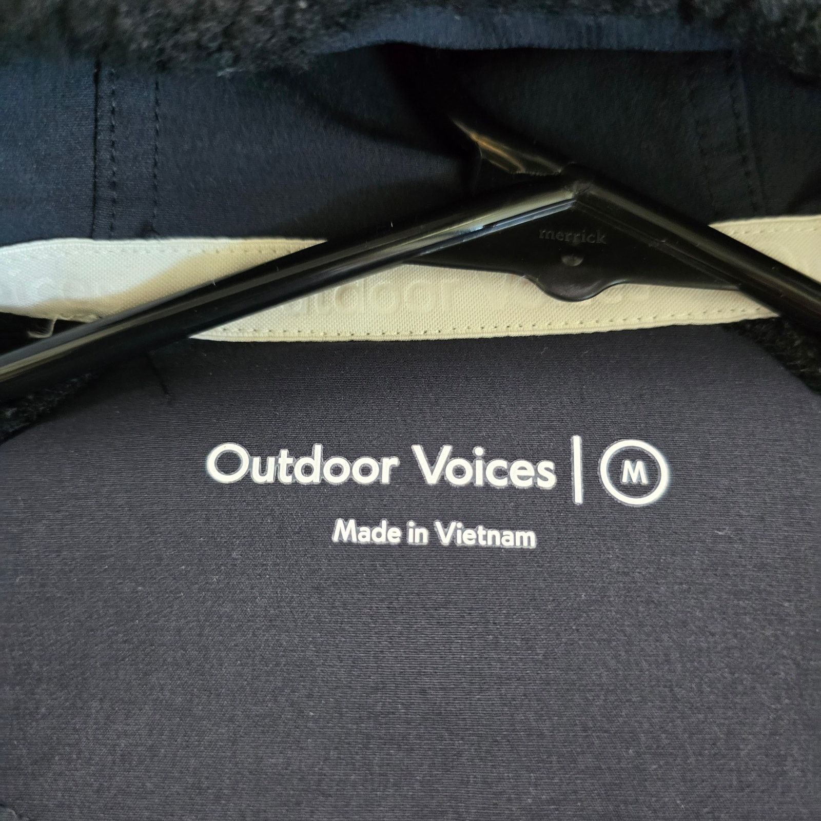 Outdoor Voices Outdoor Voices Womens Wool Stretch Sherpa Fur Hoodie Black Size M / US 6-8 / IT 42-44 - 4 Thumbnail