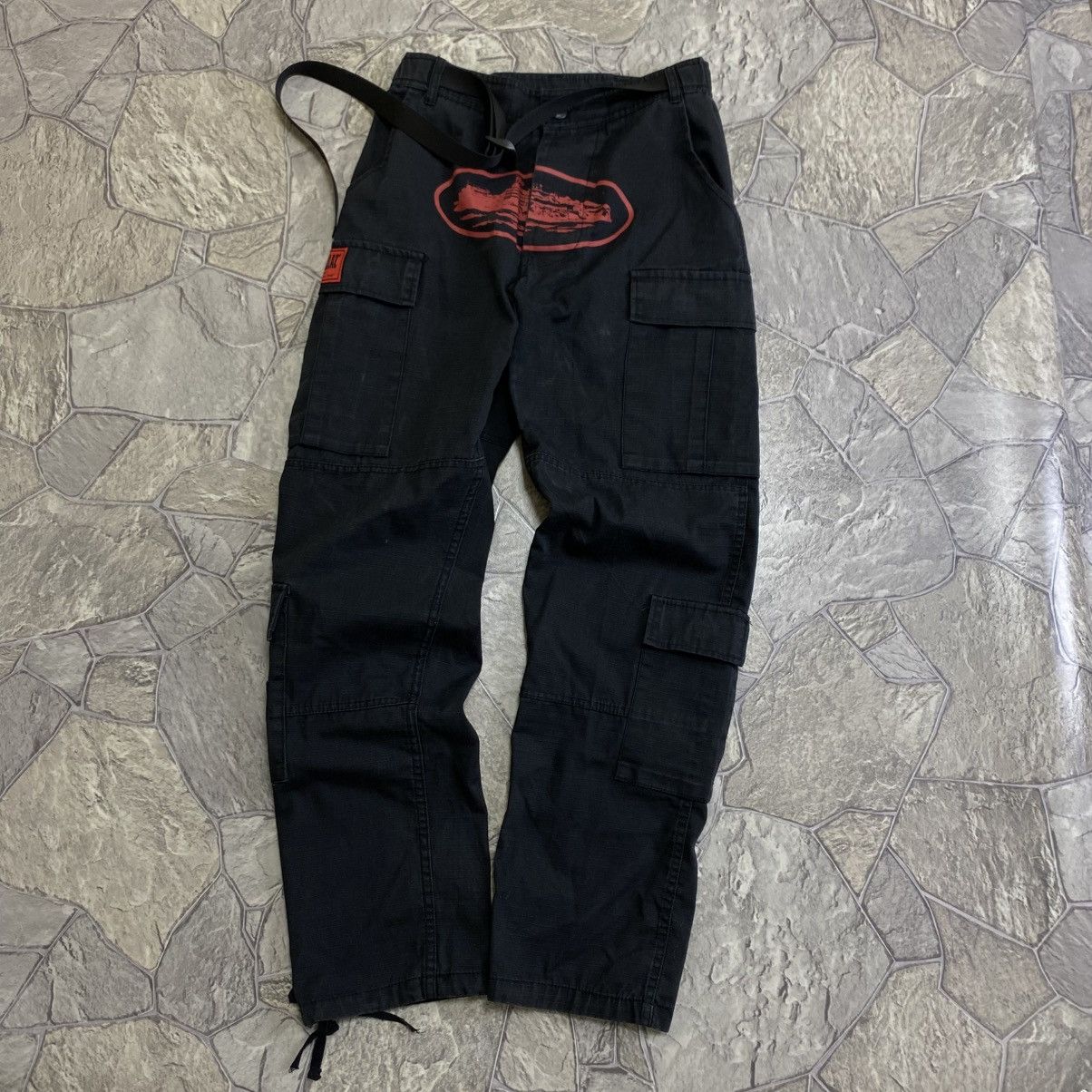 Corteiz corteiz cargo pants red black logo Size US 30 / EU 46 - 1 Thumbnail