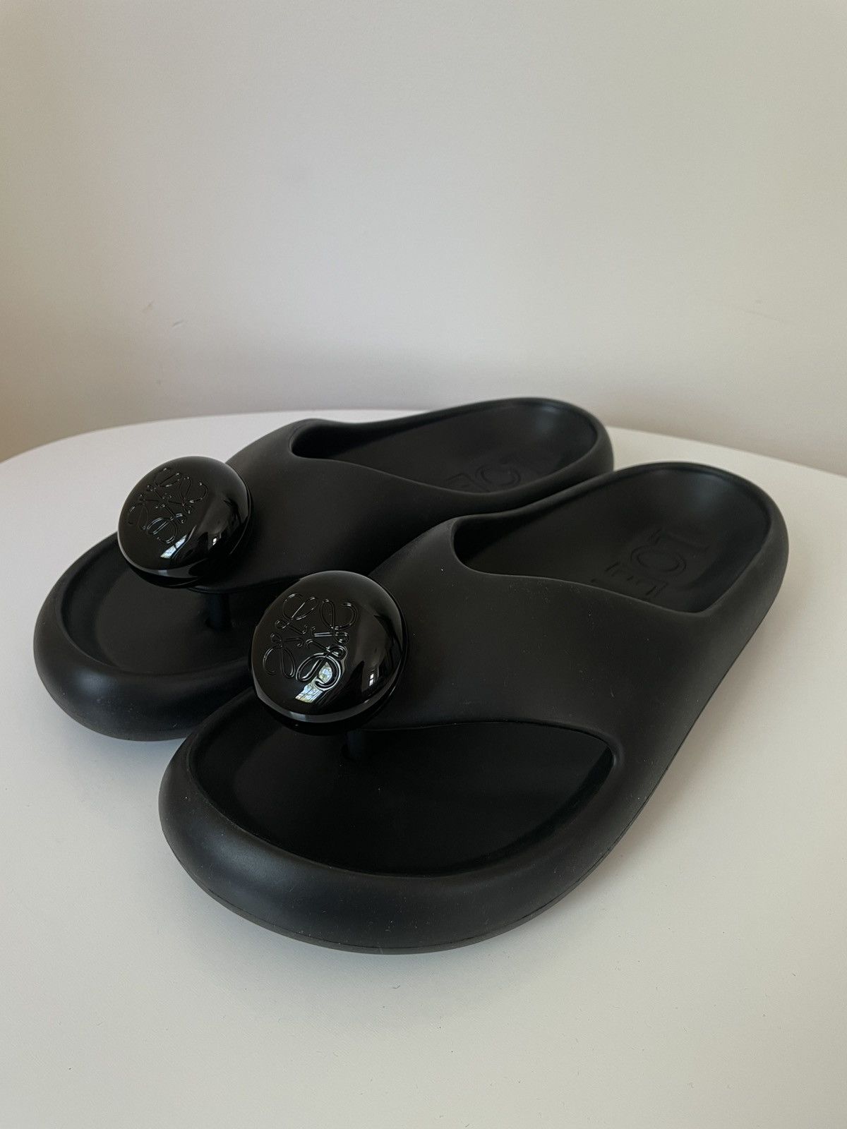 Loewe Loewe Foam Pebble Rubber Thong Sandal Size US 10 / EU 43 - 2 Thumbnail