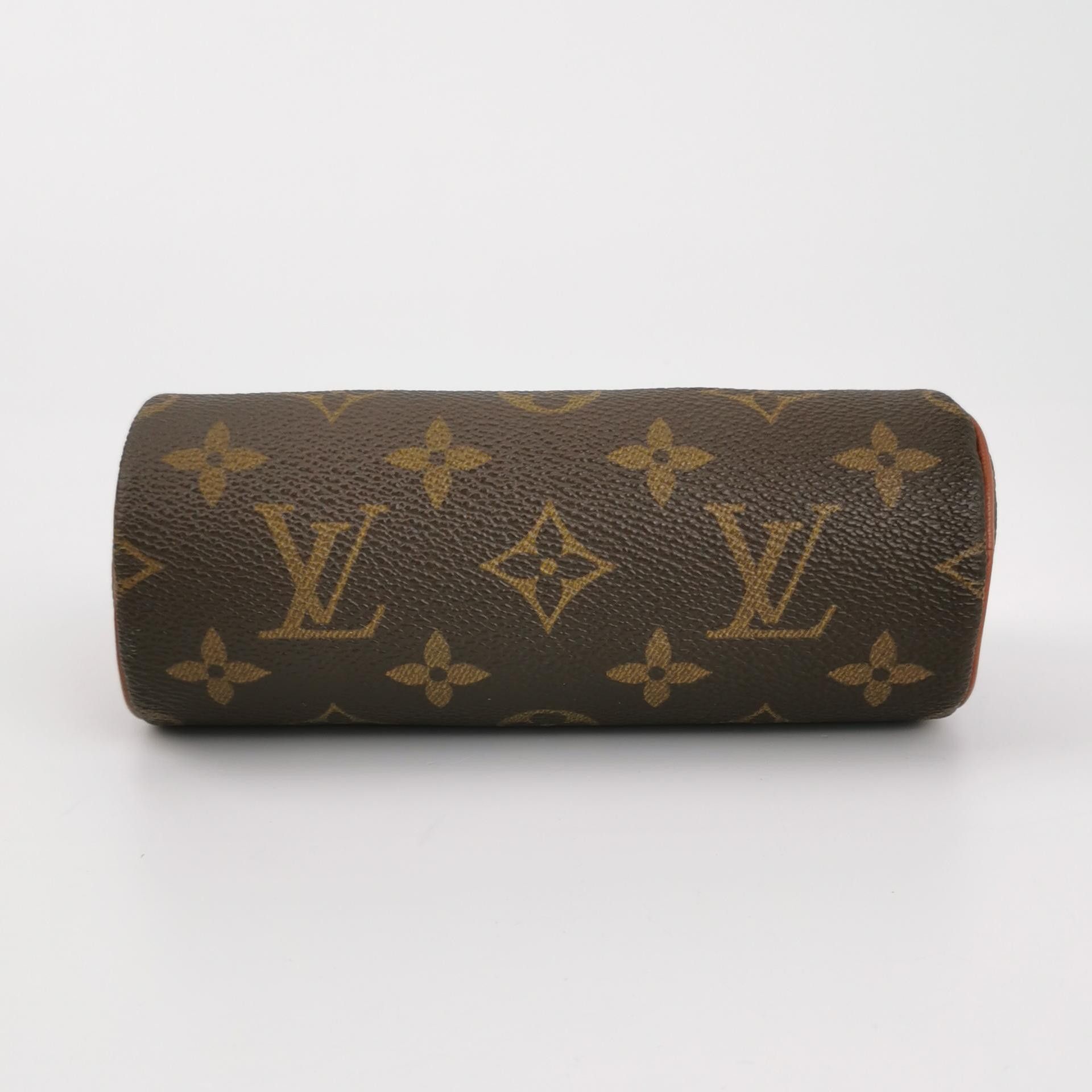 Louis Vuitton Louis Vuitton (LV) Papillon Mini Cowhide Monogram Print Vin Size ONE SIZE - 1 Thumbnail