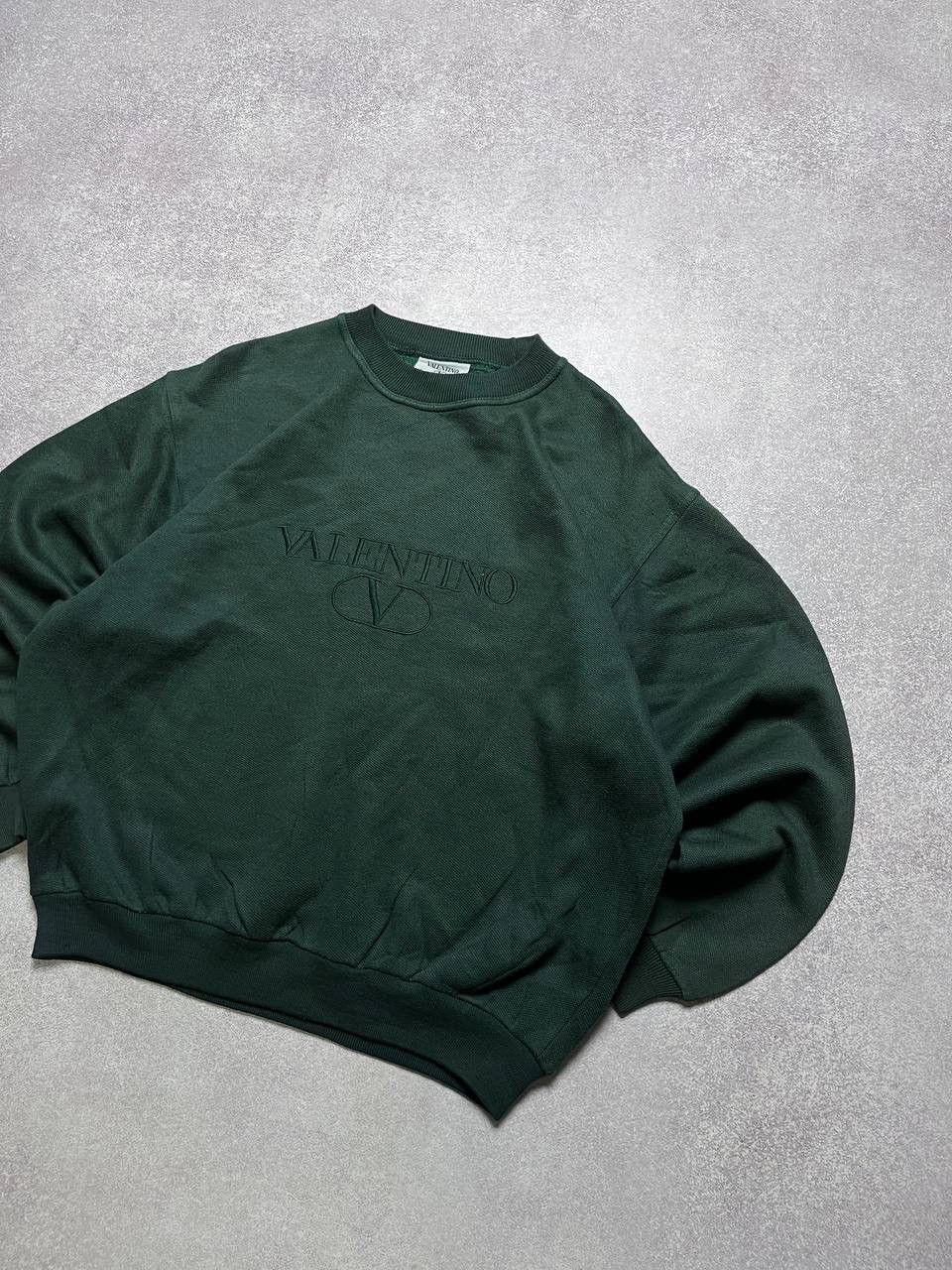 Valentino Vintage Valentino Big Logo Boxy Sweatshirt Y2K M Size US M / EU 48-50 / 2 - 2 Thumbnail