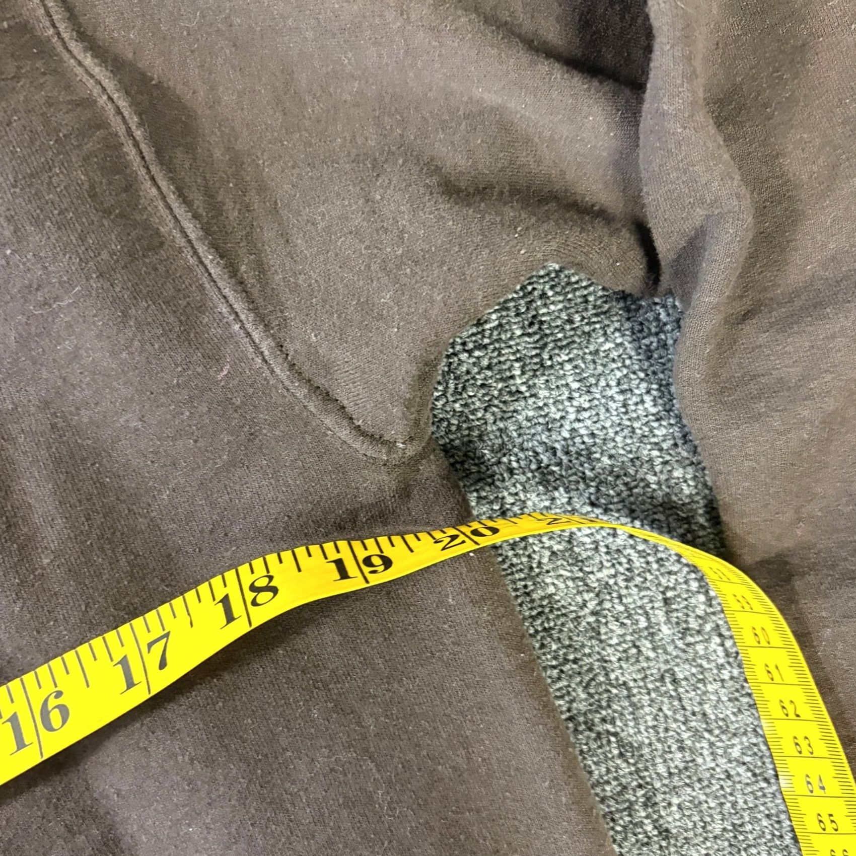 Vintage VINTAGE Lonely Ghost to The Moon and Back Brown Crewneck Sweatshirt M Women Size M / US 6-8 / IT 42-44 - 4 Thumbnail