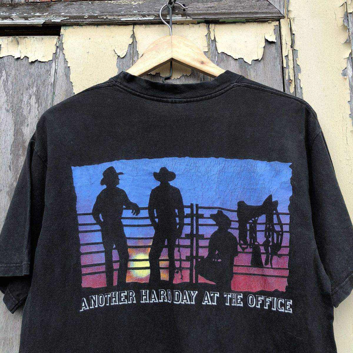 Vintage Vintage 90s Wrangler Sunfaded Tshirt Size US M / EU 48-50 / 2 - 9 Thumbnail