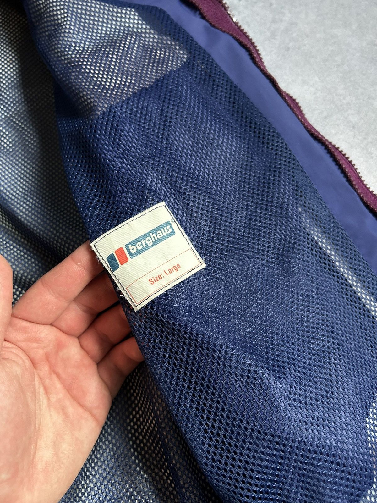 Berghaus × Goretex × Vintage Vintage Berghaus Gore-tex Fabric jacket Outdoors life Size US L / EU 52-54 / 3 - 6 Thumbnail