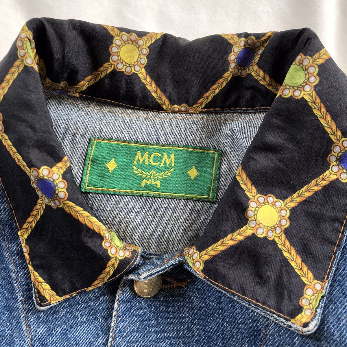 MCM MCM Legere Rare Big Embroidery Logo Trucker Denim Jacket Size US M / EU 48-50 / 2 - 9 Thumbnail