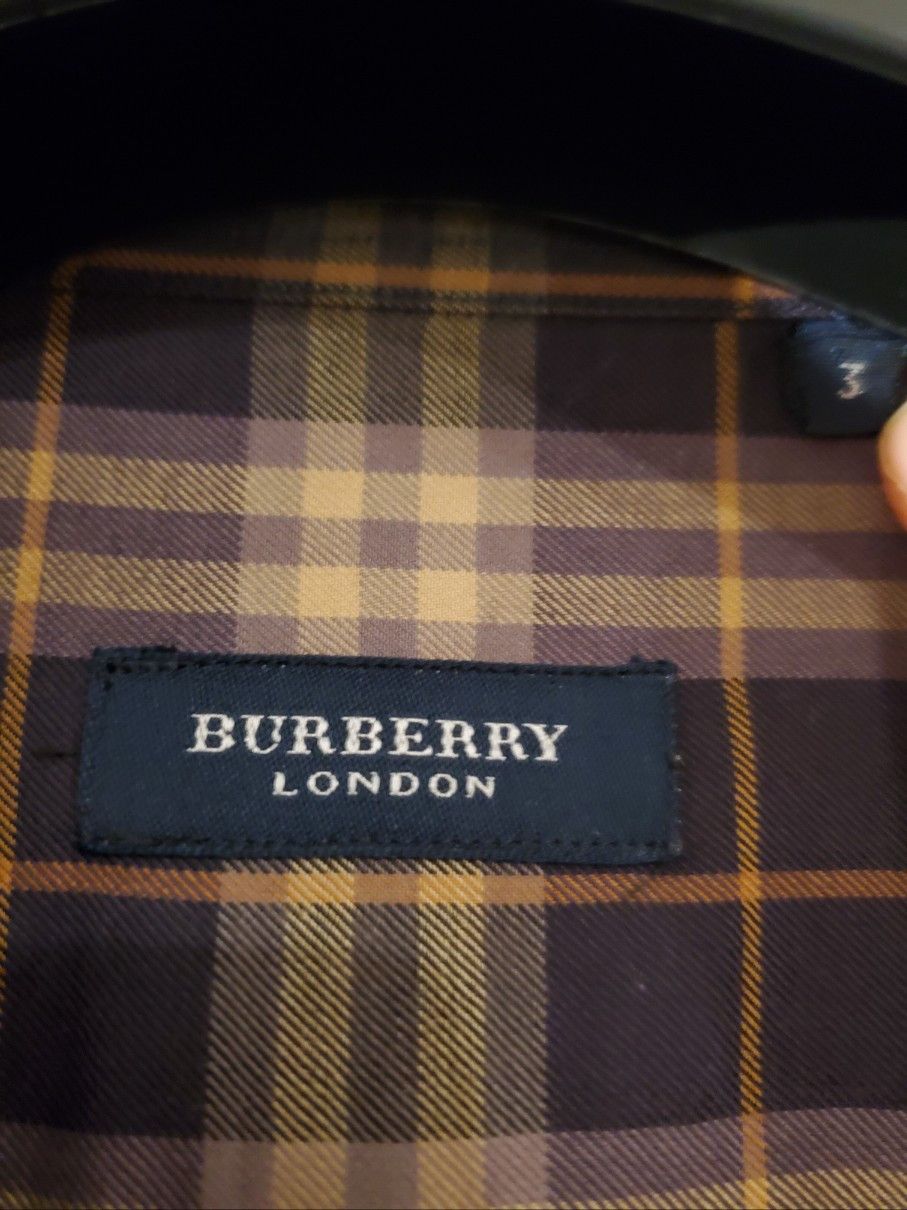 Burberry Burberry London Check Button Down Shirt Sz. M Size US M / EU 48-50 / 2 - 2 Thumbnail