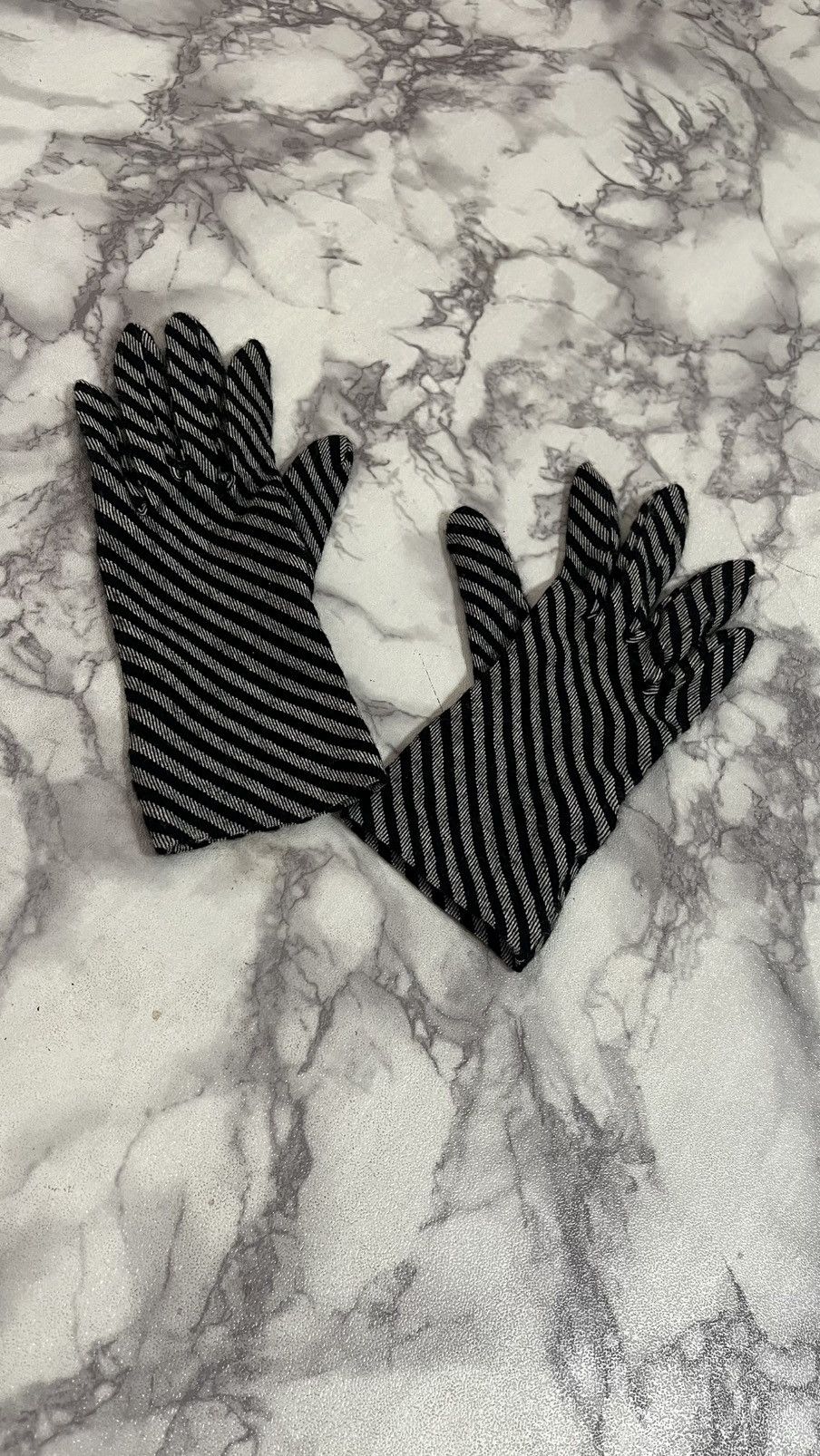Issey Miyake Im Issey Miyake Glove Size ONE SIZE - 3 Thumbnail