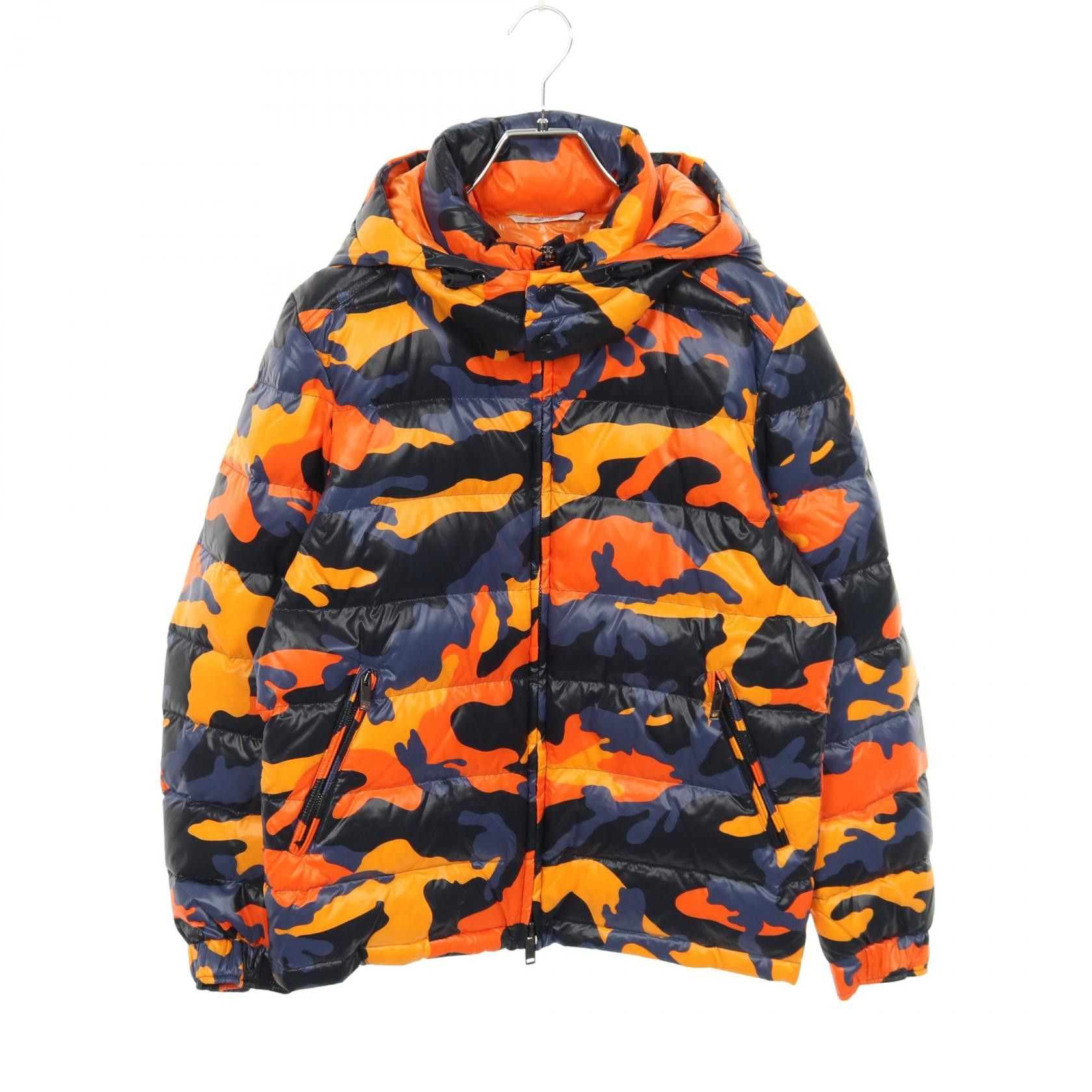 Valentino Valentino Valentino Down Jacket Textile Outerwear DUTY FREE for USA Size ONE SIZE - 1 Thumbnail
