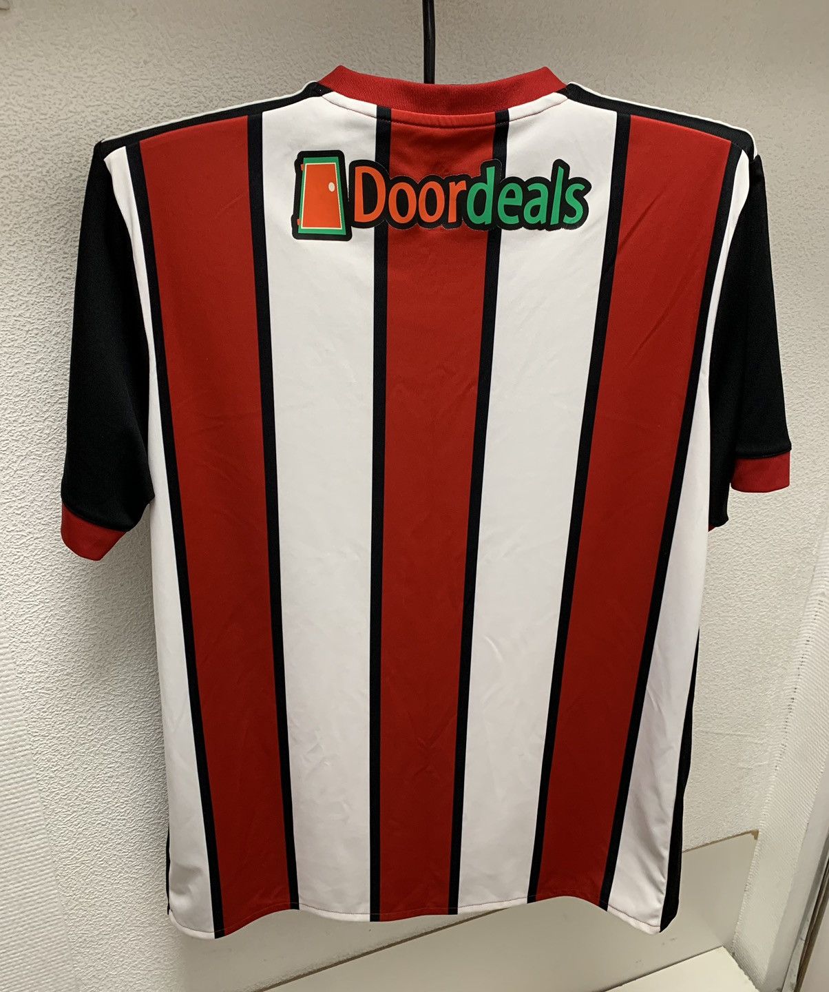 Adidas Sheffield United adidas soccer jersey Xl size 2019 Size US XL / EU 56 / 4 - 5 Thumbnail