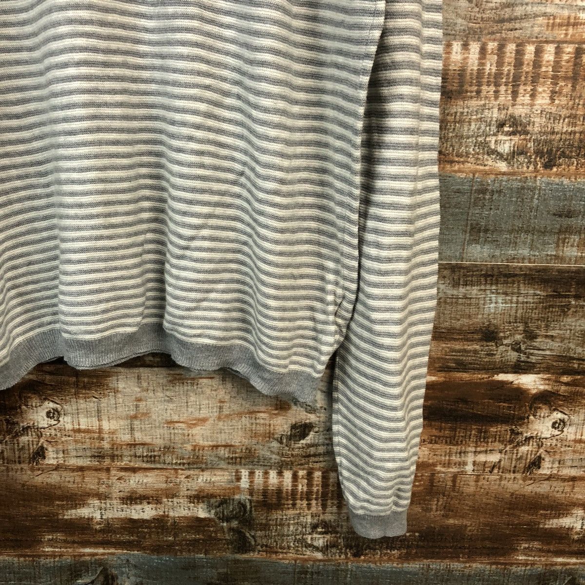 Gap Gap Stripe White Hoodie #A1558 Size US XL / EU 56 / 4 - 8 Thumbnail