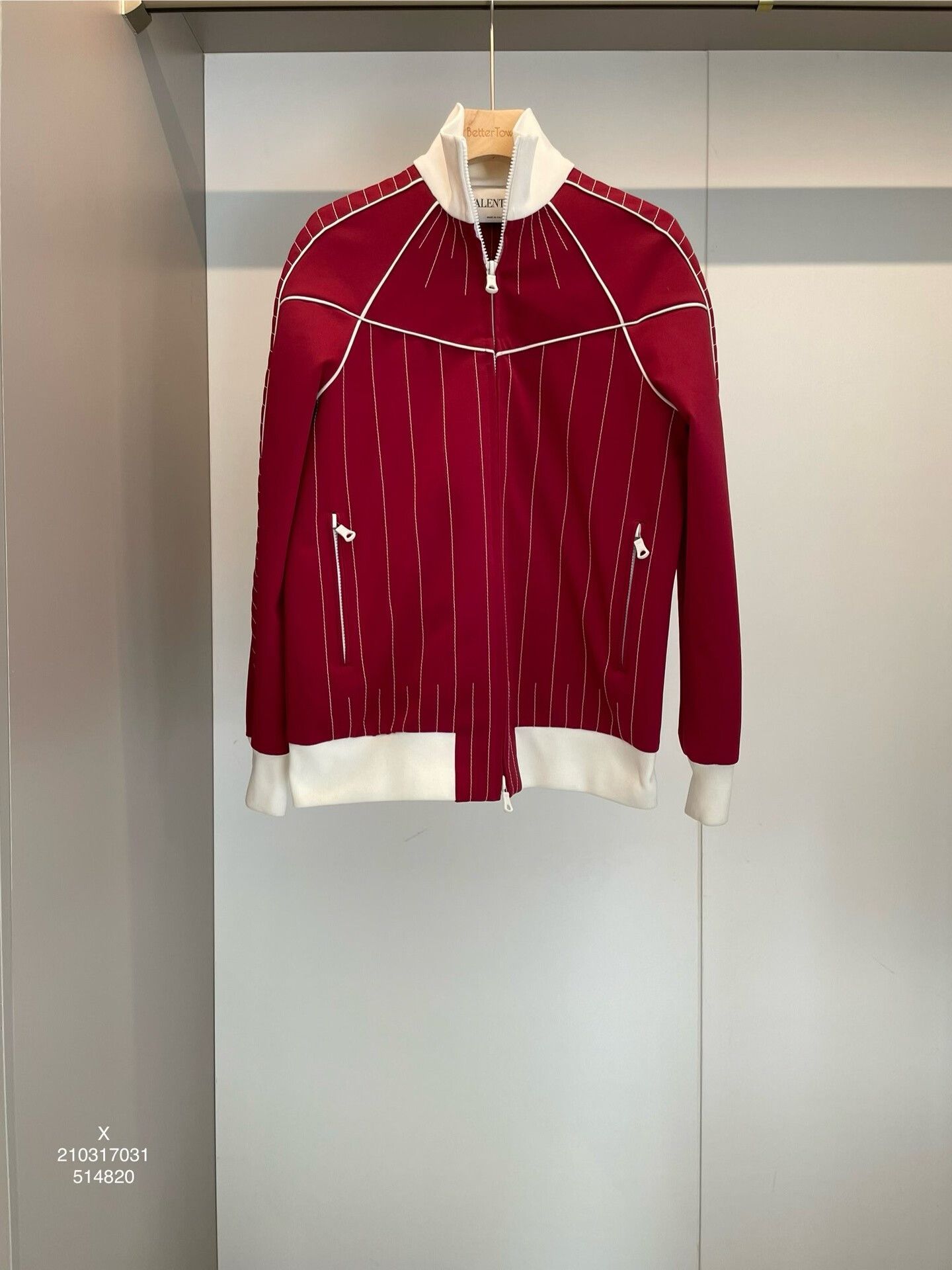 Valentino Valentino Red Long Sleeve Outerwear Size US S / EU 44-46 / 1 - 1 Thumbnail