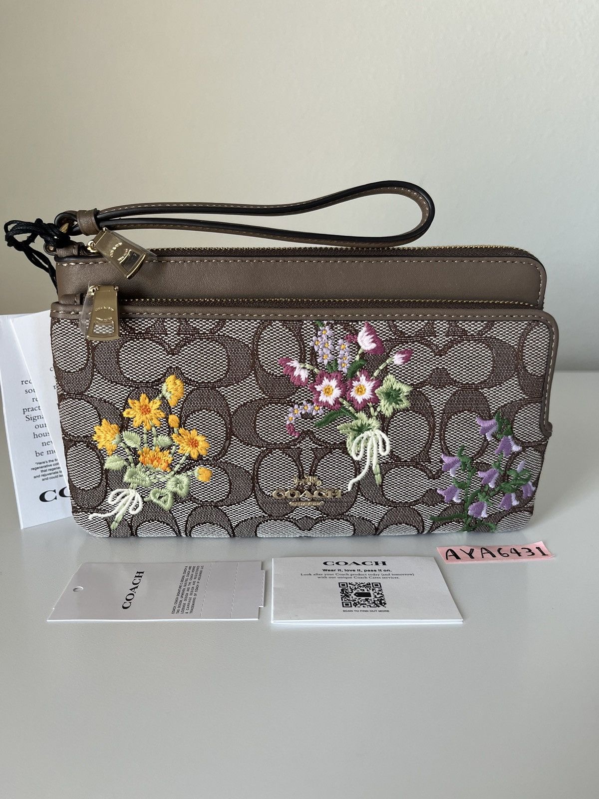 Coach Coach Large Double Zip Wristlet Size ONE SIZE - 1 Thumbnail