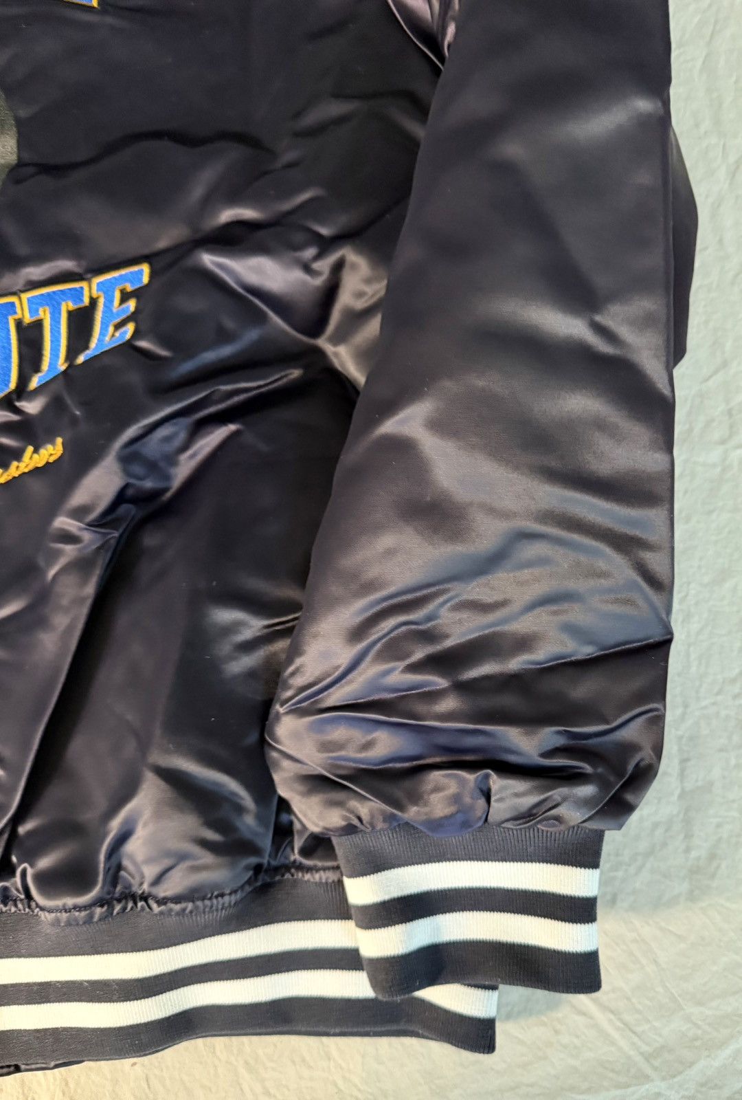 Kith × Marvel Comics Kith X Marvel Comics XMEN Cyclops jacket size large Size US L / EU 52-54 / 3 - 13 Thumbnail