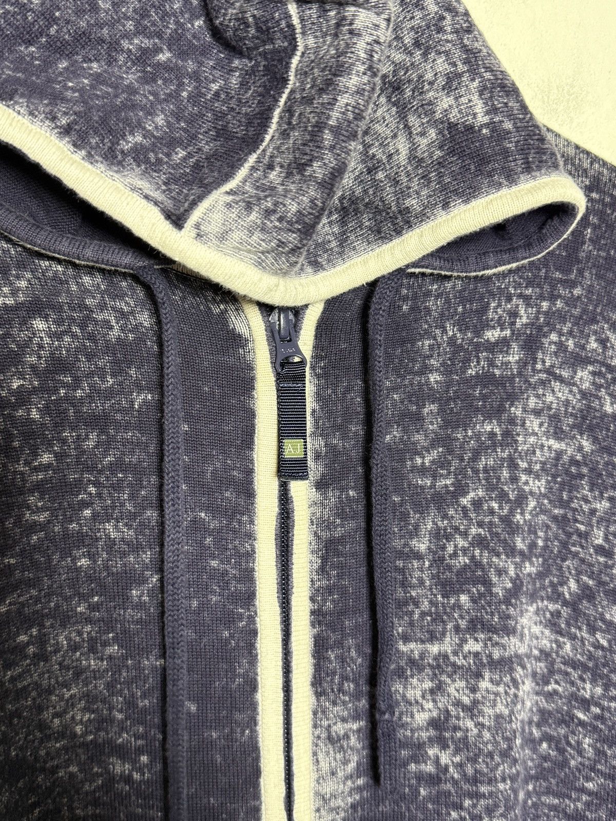 Giorgio Armani Armani Jeans zip hoodie in a washed navy tone hand corrosion Size US L / EU 52-54 / 3 - 5 Thumbnail