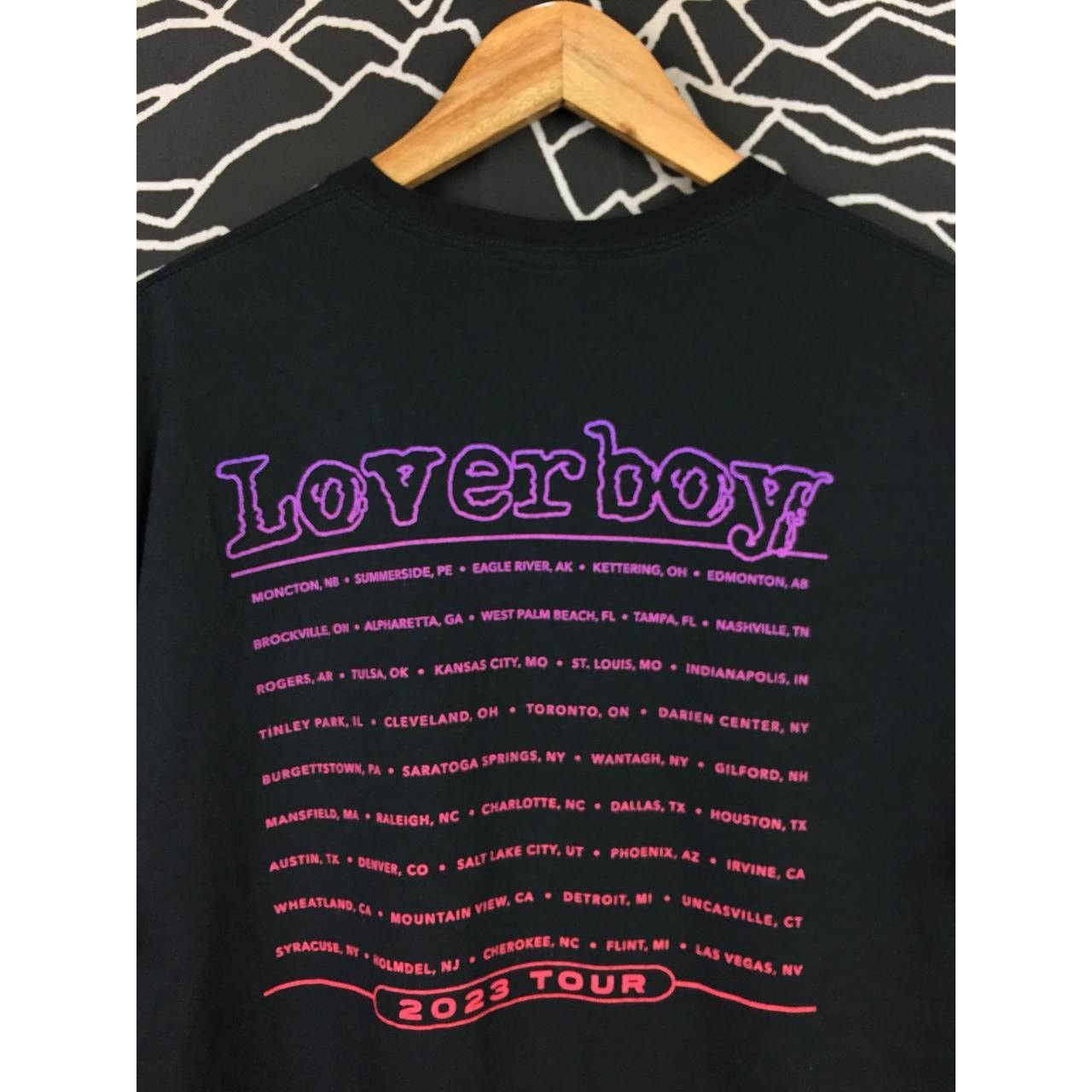 Band Tees × Delta Vtg Loverboy Band Turn Me Loose 2023 Tour Tee Size US XL / EU 56 / 4 - 5 Thumbnail
