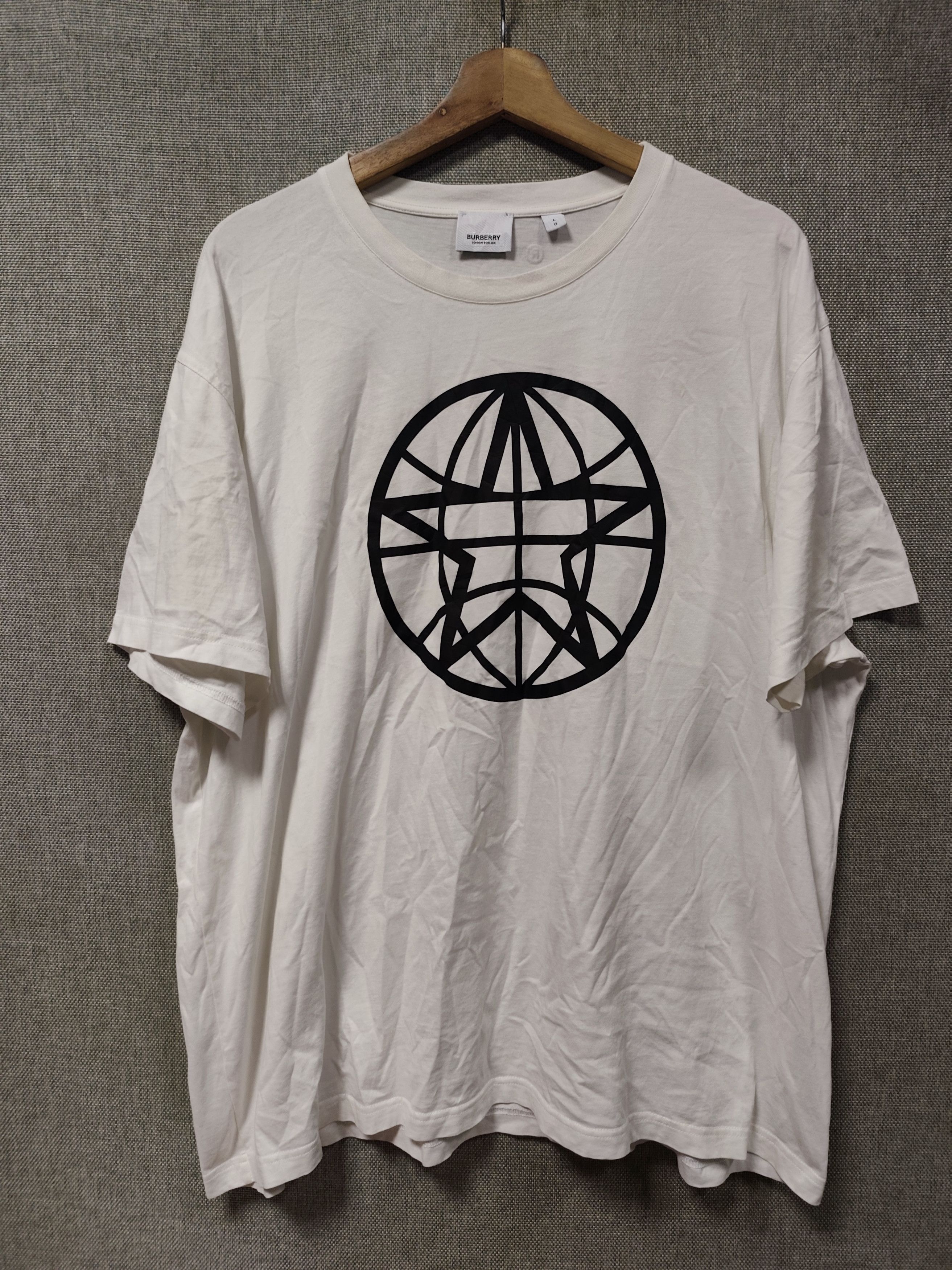 Burberry Burberry Baggy Tee Size US L / EU 52-54 / 3 - 1 Thumbnail