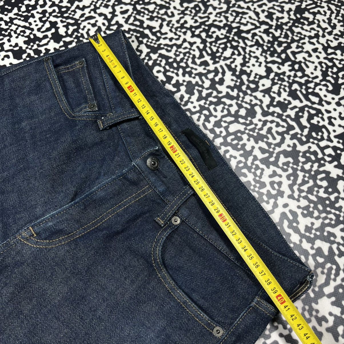 Uniqlo 31x32 Uniqlo Selvedge Japanese Causal Y2K Style Denim Jeans Size US 31 - 14 Thumbnail
