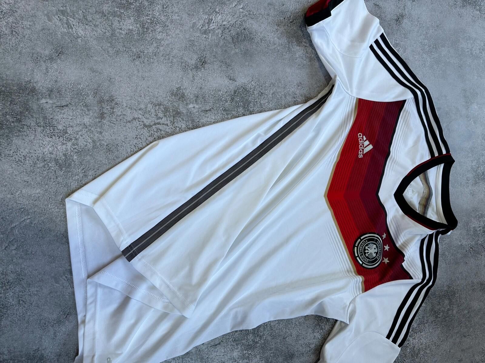 Adidas GERMANY 2014 2015 HOME SHIRT FOOTBALL SOCCER JERSEY Size US L / EU 52-54 / 3 - 6 Thumbnail