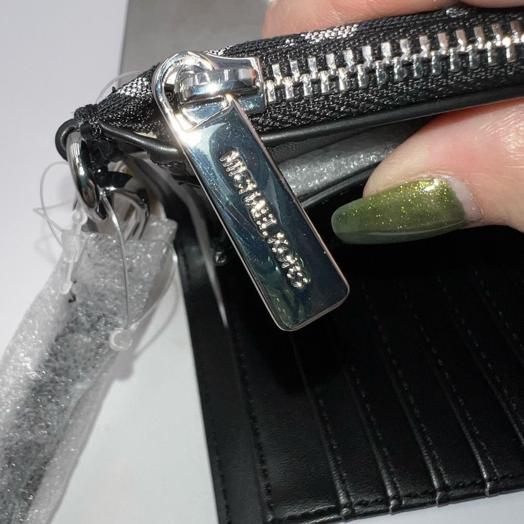 Michael Kors Michael Kors Jet Set Travel Large Double Zip Wristlet in Bla Size ONE SIZE - 7 Thumbnail