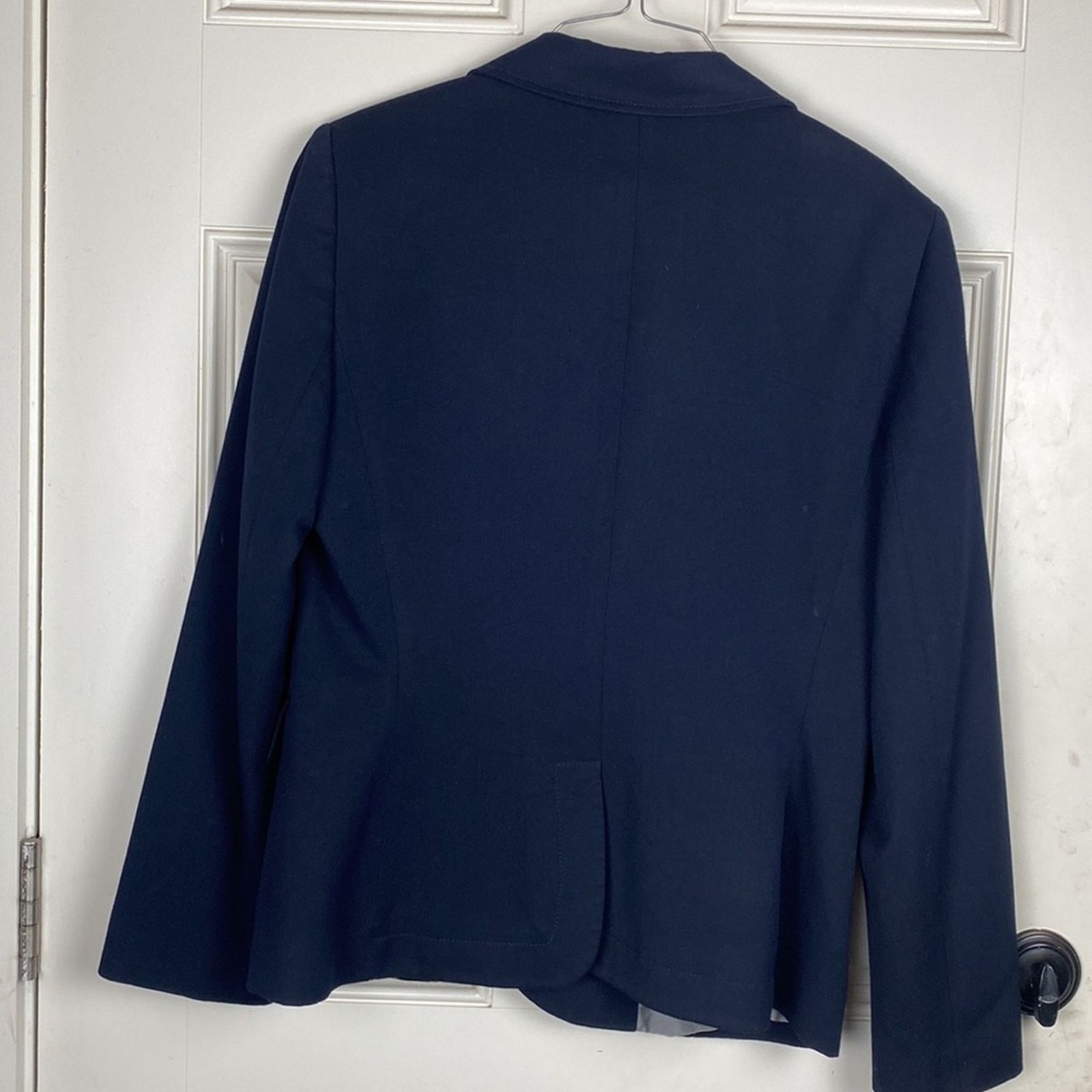 Other Tahari Navy Blazer Jacket SZ 10 Classic Workwear, Stretch Size L / US 10 / IT 46 - 2 Thumbnail