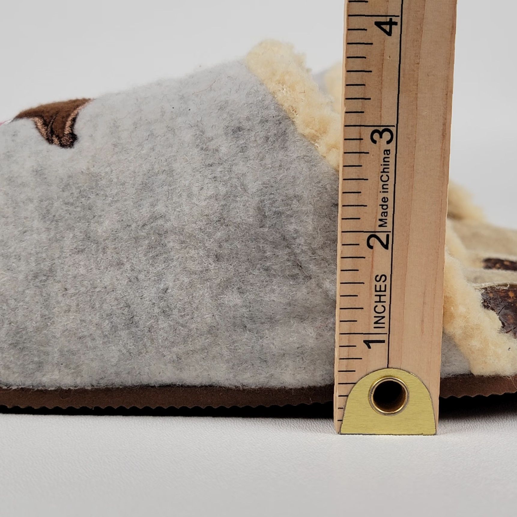 Lands' End Lands' End Women's Gray Felt Critter Scuff Slippers Mule Slip On 8 M / 38.5 Fall Winter Travel Casual Womens Slipper Size ONE SIZE - 7 Thumbnail