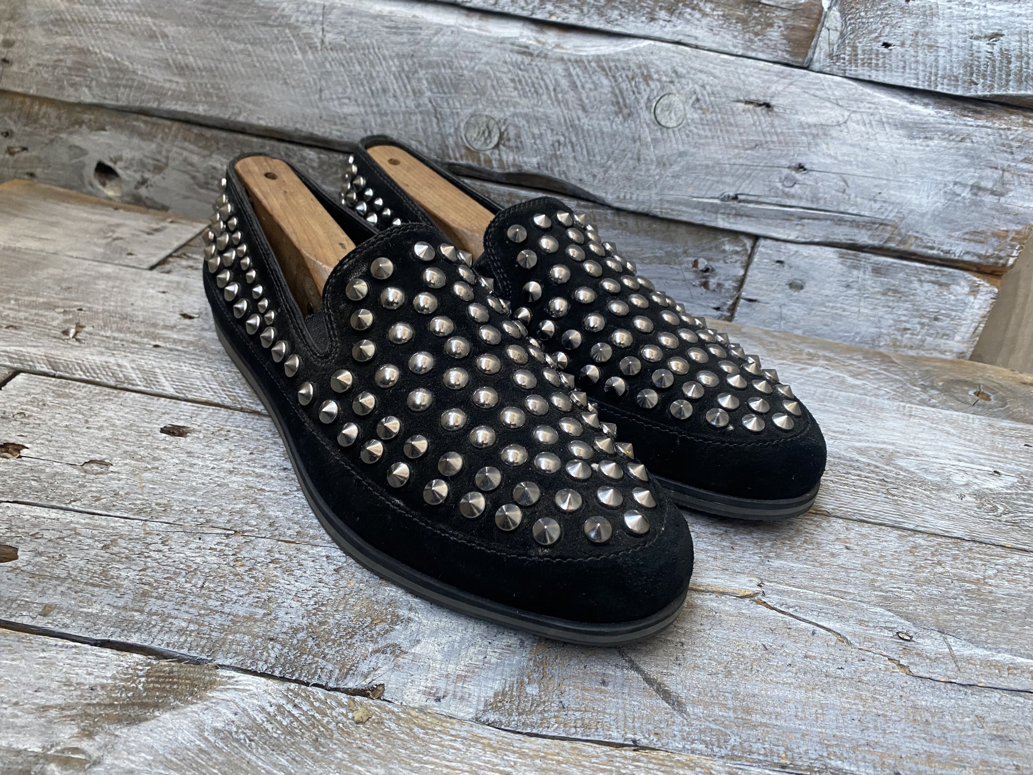 Prada Prada studded,spiked slip on leather shoes Size US 8 / EU 41 - 14 Thumbnail