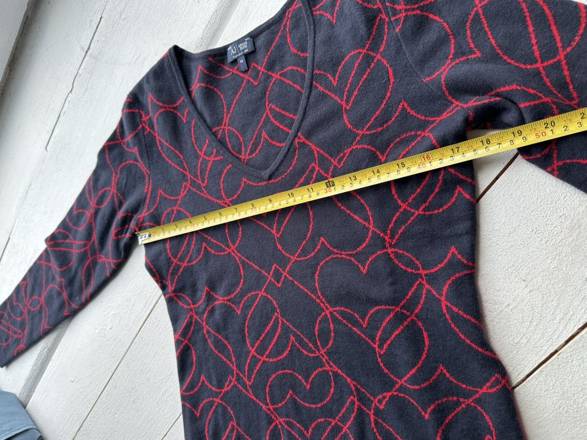 Giorgio Armani 🚨90s Armani Jeans hearts Multicolor Relaxed Fit Sweater L Size M / US 6-8 / IT 42-44 - 13 Thumbnail