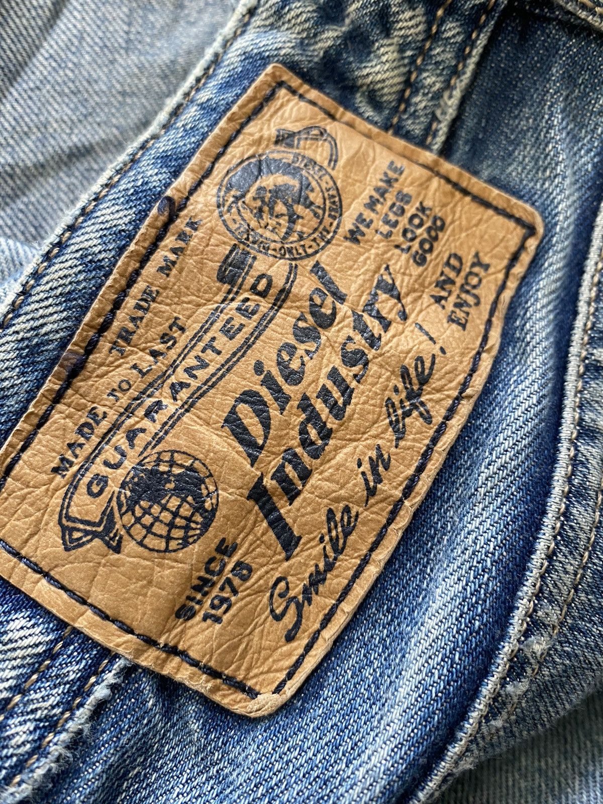 Diesel × Vintage VINTAGE DIESEL Y2K BOOTCUT ZATINY WASH JEANS PANTS Size 30" / US 8 / IT 44 - 8 Thumbnail