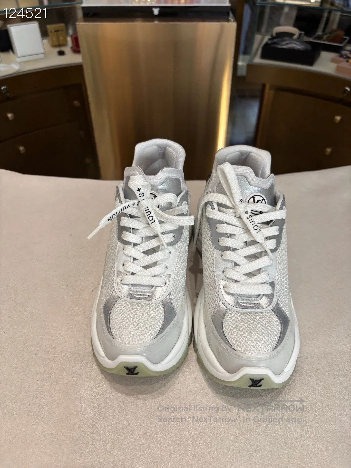 Louis Vuitton Louis Vuitton Run 55 Women's Sneakers. Size US 5 / IT 35 - 1 Thumbnail
