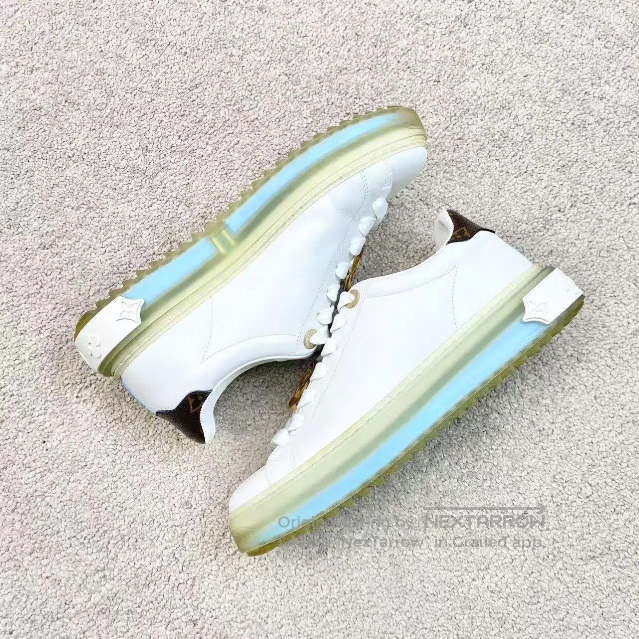 Louis Vuitton Louis Vuitton Gold logo white casual shoes| Size US 5 / IT 35 - 4 Thumbnail