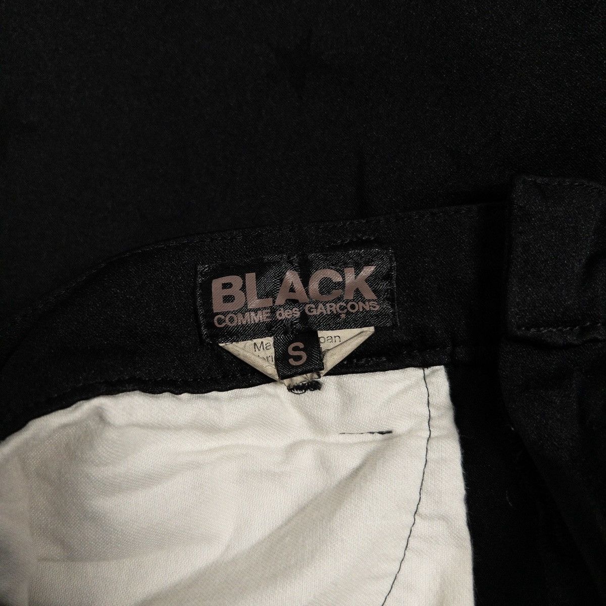 Comme des Garcons × Comme des Garcons Black × Rei Kawakubo Comme des Garcons Black Star 3/4 Pant Size US 29 - 2 Thumbnail