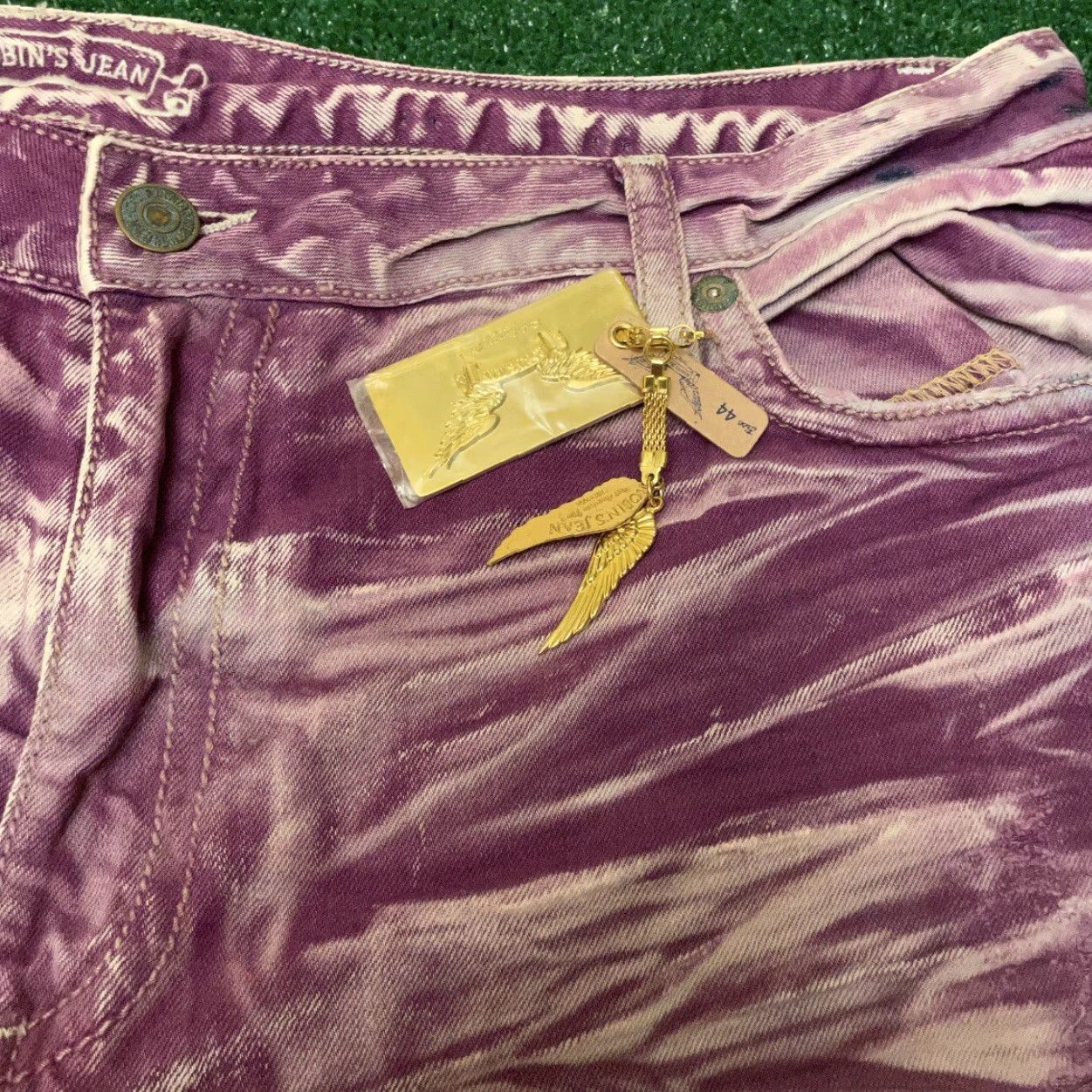 Vintage VINTAGE Robin's Jean Men Purple Distressed Acid Wash Diamond Wing Pockets Shorts Sz 44 (Regular) Size US 44 / EU 60 - 4 Thumbnail