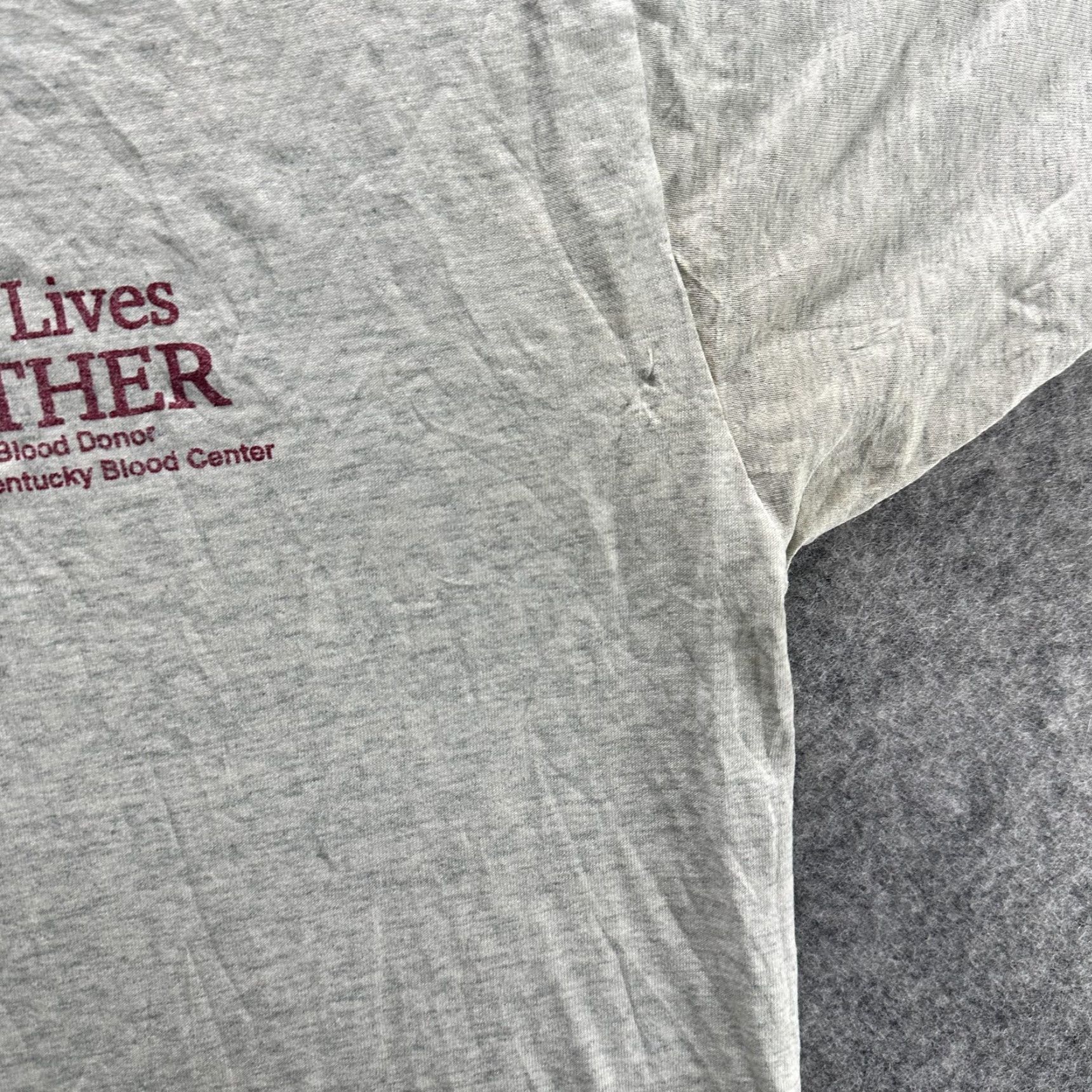 Vintage Saving Lives Together Shirt Mens Large Gray Volunteer Blood Donor Central Kentucky Shirt Mens Large Gray Volunteer Blood Donor Central Kentucky Size US L / EU 52-54 / 3 - 6 Thumbnail