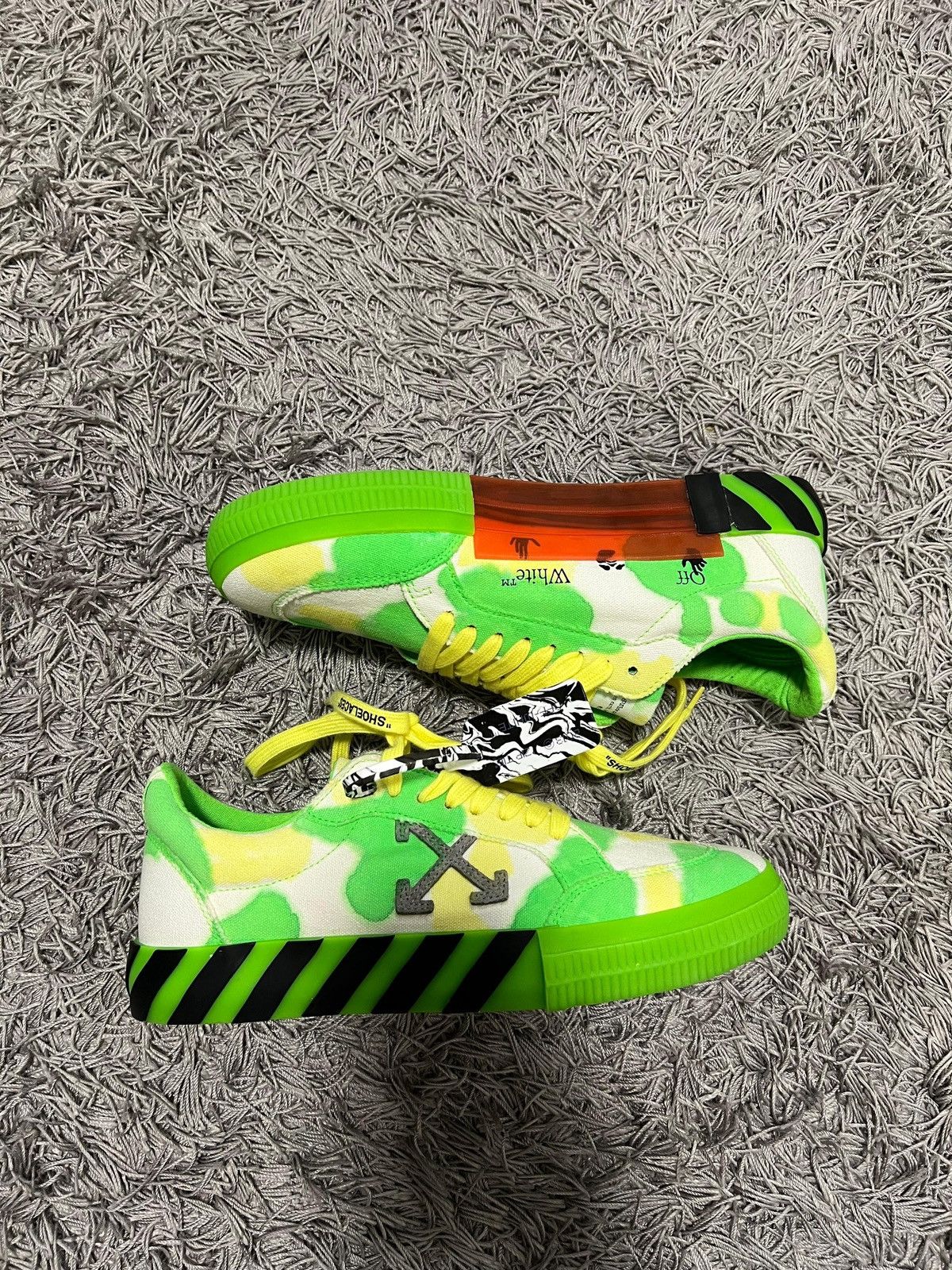 Off-White Off White Vulc sneaker Size US 8.5 / EU 41-42 - 1 Thumbnail