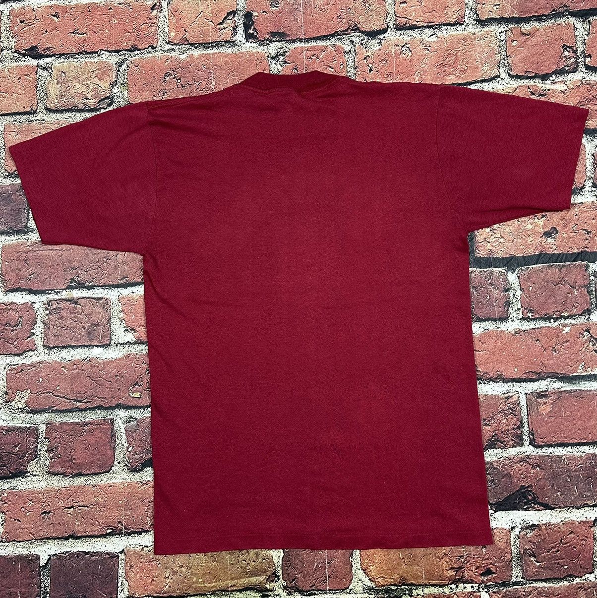NCAA Vintage Harvard University Crest T-Shirt Single Stitch 80s Size US L / EU 52-54 / 3 - 5 Thumbnail