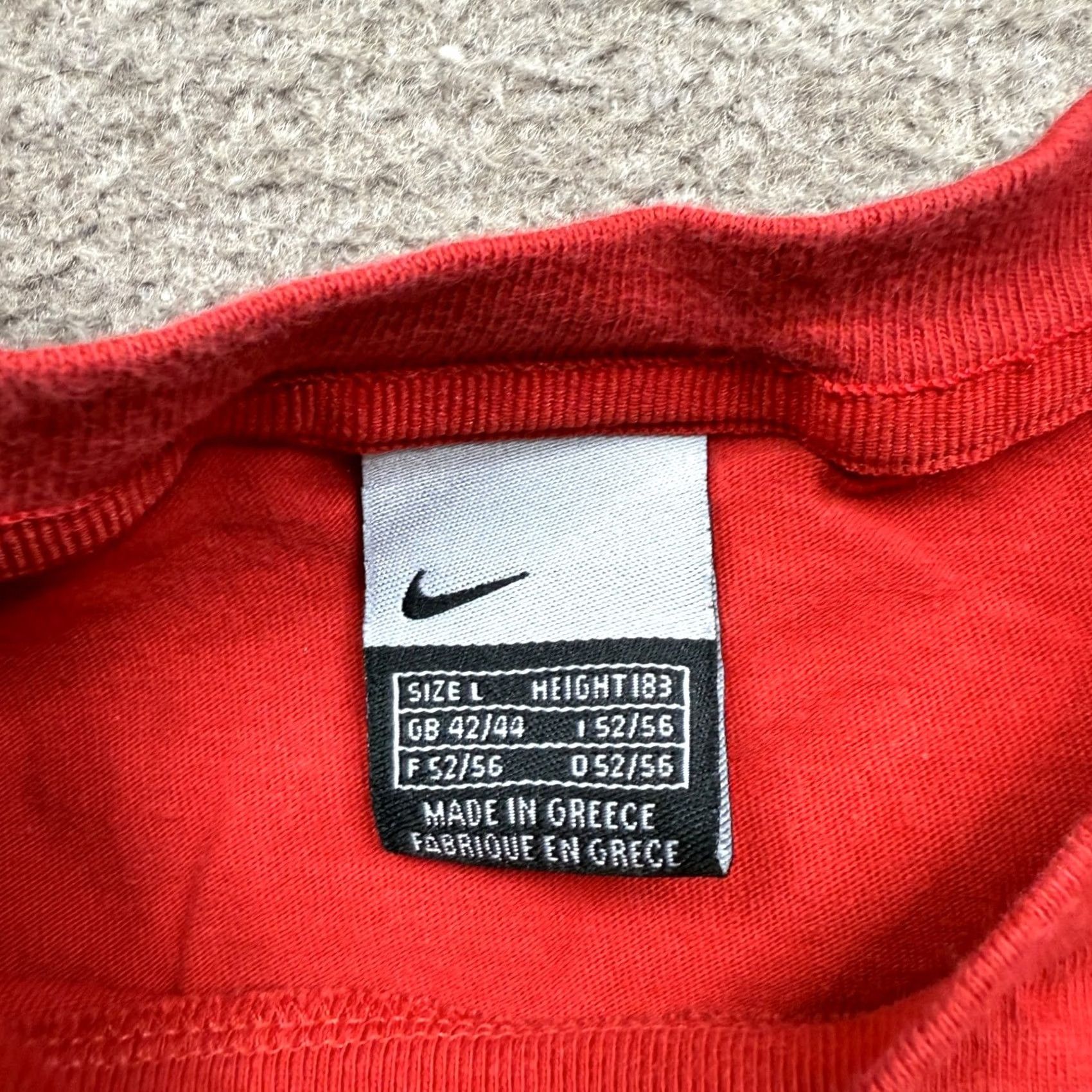 Nike Vintage Nike T Shirt Size L Red Short Sleeve Performance Lightweight Y2K Men's Size US L / EU 52-54 / 3 - 2 Thumbnail