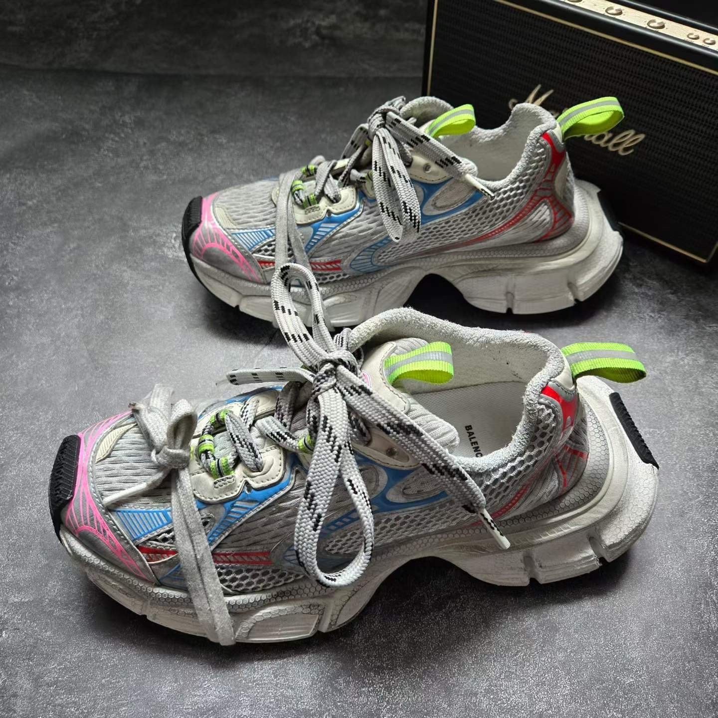 Balenciaga Balenciaga Rainbow Multi Lowtop Sneakers us_6-5 Women Size US 6.5 / IT 36.5 - 1 Thumbnail