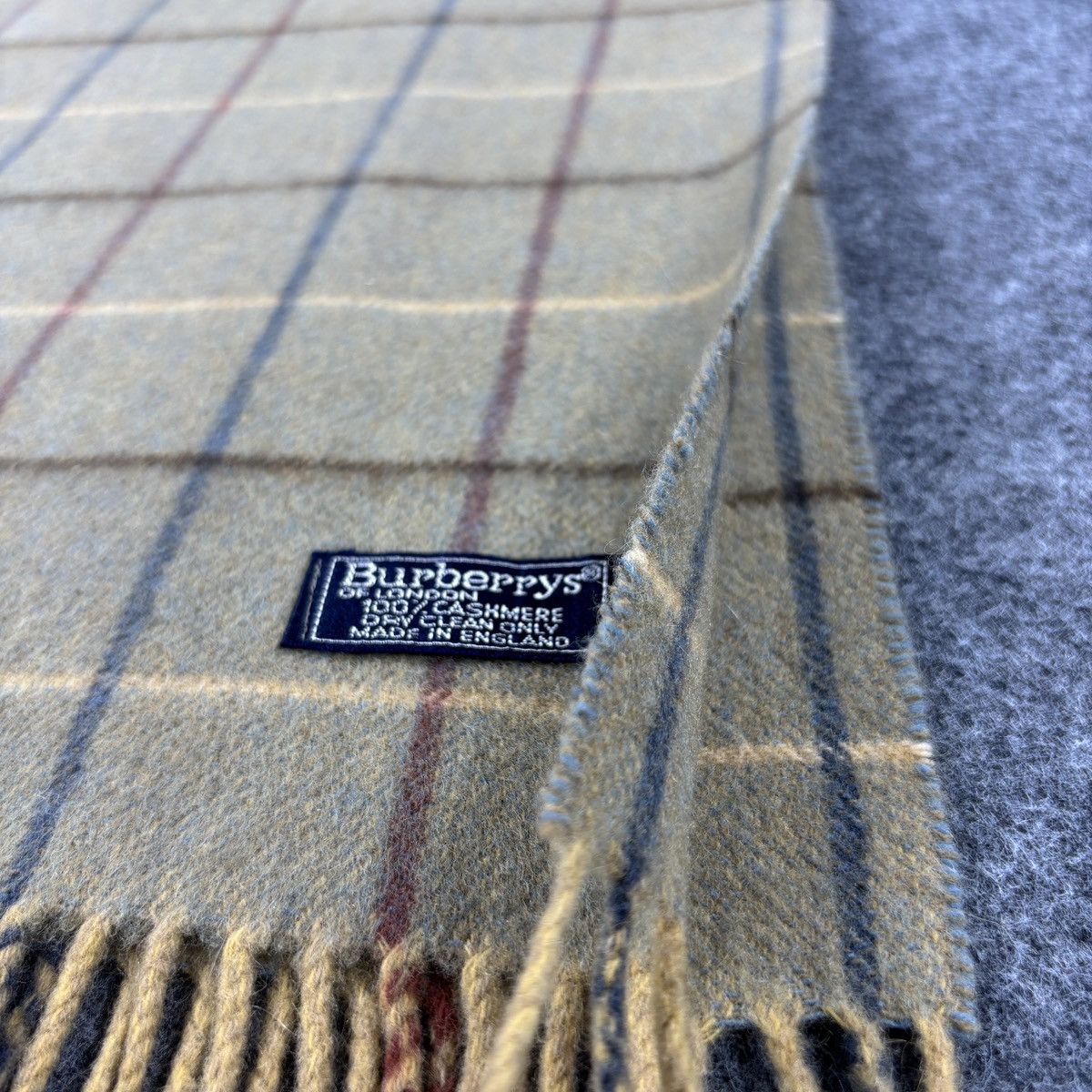 Burberry × Vintage Burberry Scarf # D702 # Muffler # Neckwear Size ONE SIZE - 4 Thumbnail