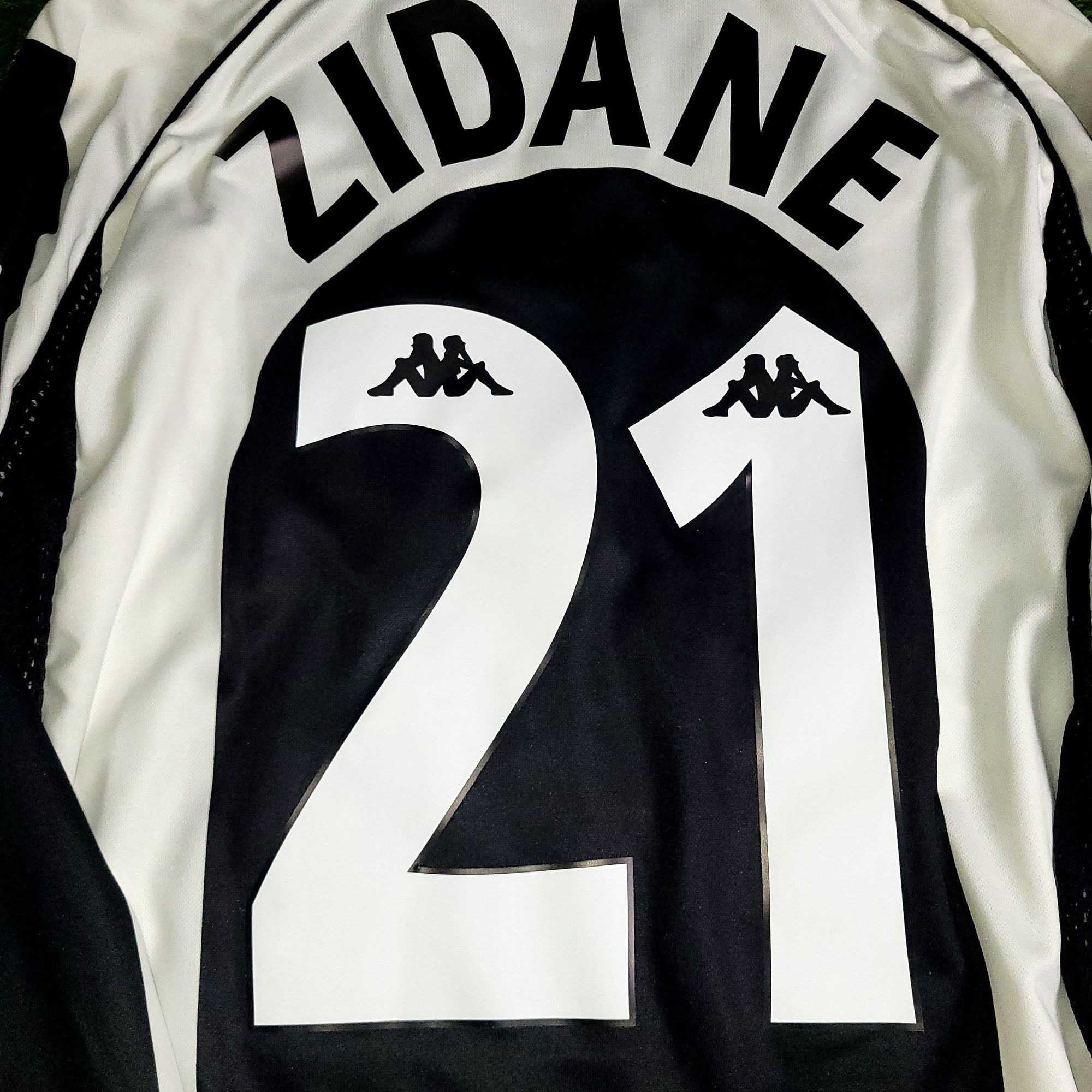 Kappa Zidane Juventus 1997 1998 Long Sleeve Kappa Soccer Jersey M Size US M / EU 48-50 / 2 - 4 Thumbnail