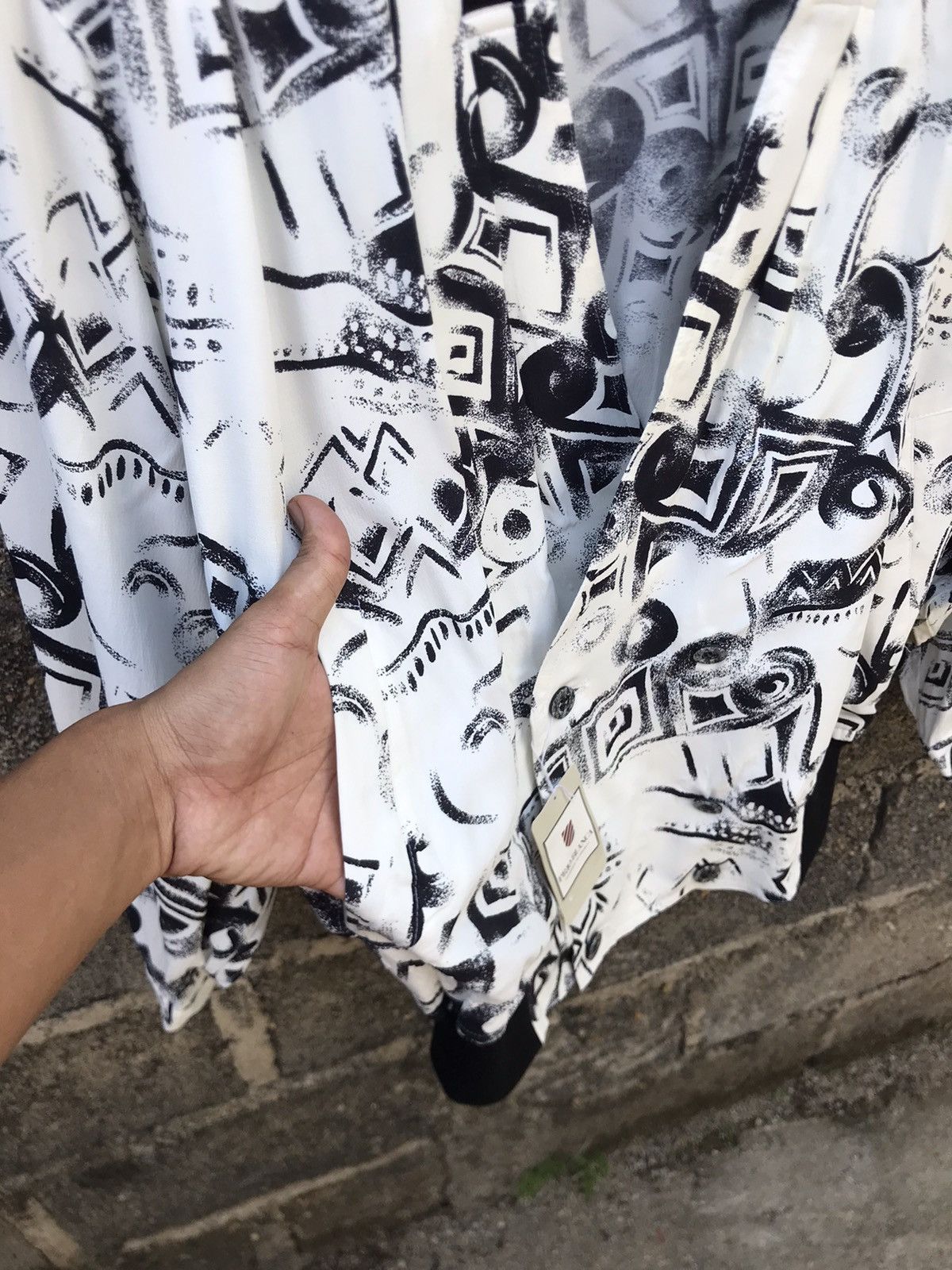 Japanese Brand (NWT) Rare Design Silk Material Prio Blanca Size US L / EU 52-54 / 3 - 6 Thumbnail