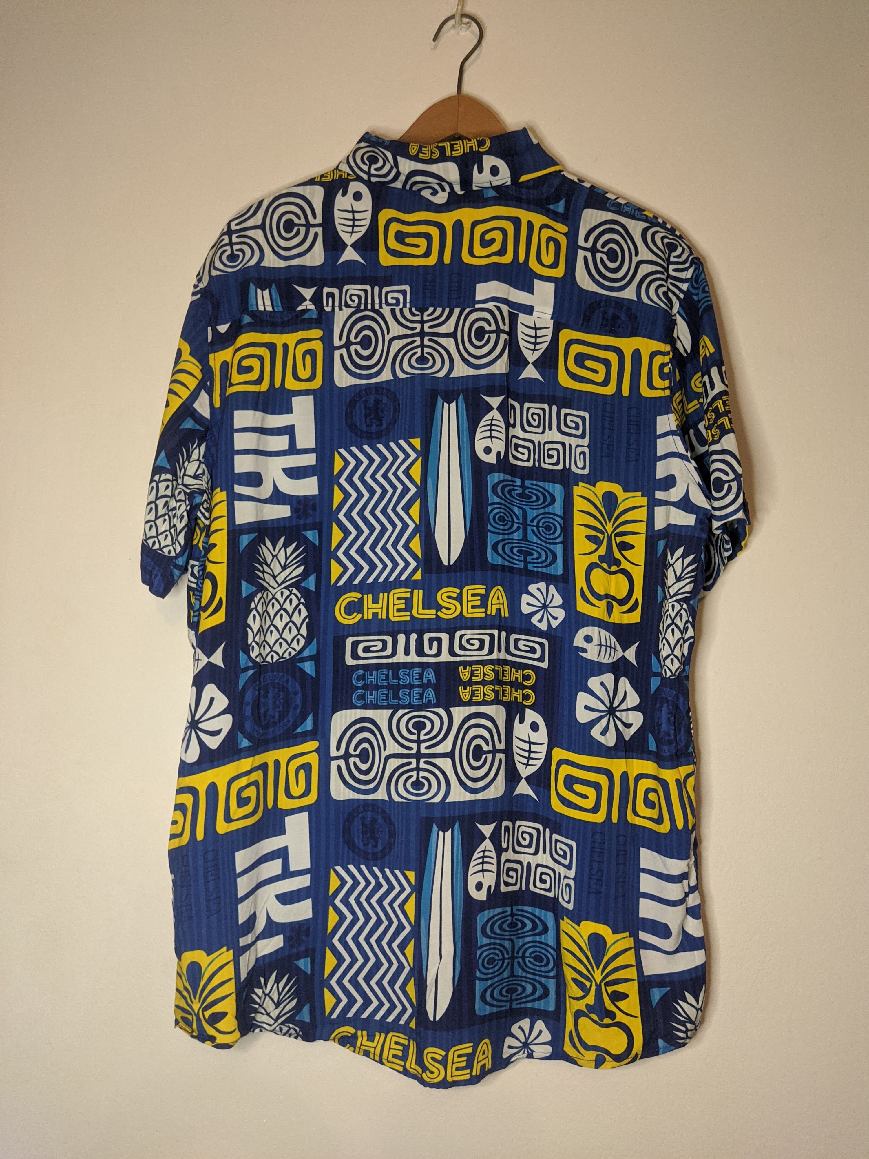 Chelsea Soccer Chelsea FC Viscose Button Up Shirt Size US M / EU 48-50 / 2 - 2 Thumbnail