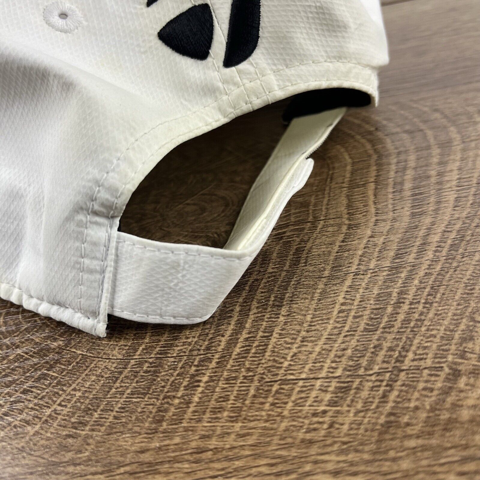 Other TaylorMade Golf Hat Daytona Beach White Adjustable Hat 2014 Size ONE SIZE - 12 Thumbnail