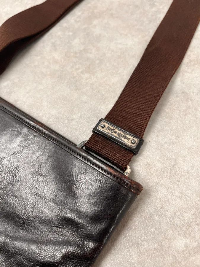Yves Saint Laurent AW2002 Yves Saint Laurent Brown Leather Shoulder Bag Size ONE SIZE - 4 Thumbnail