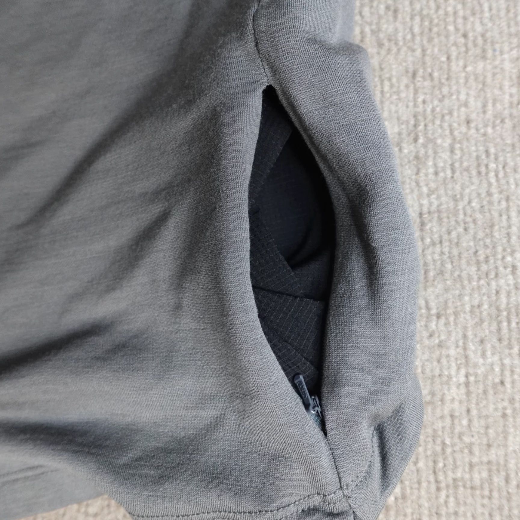 Olive Olivers Shirt Mens Medium Gray Solid Long Sleeve 100% Merino Wool Made in USA Size US M / EU 48-50 / 2 - 3 Thumbnail