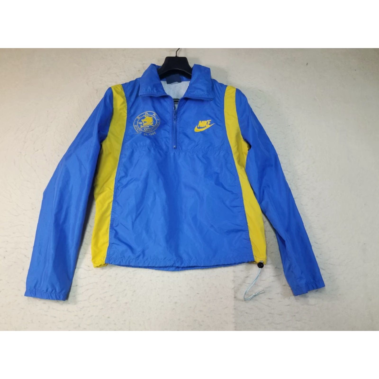 Nike VINTAGE Nike Windbreaker Jacket Boston Marathon USA Blue Yellow M Adult Mens Womens Unisex Medium US Made in USA Size US M / EU 48-50 / 2 - 2 Thumbnail