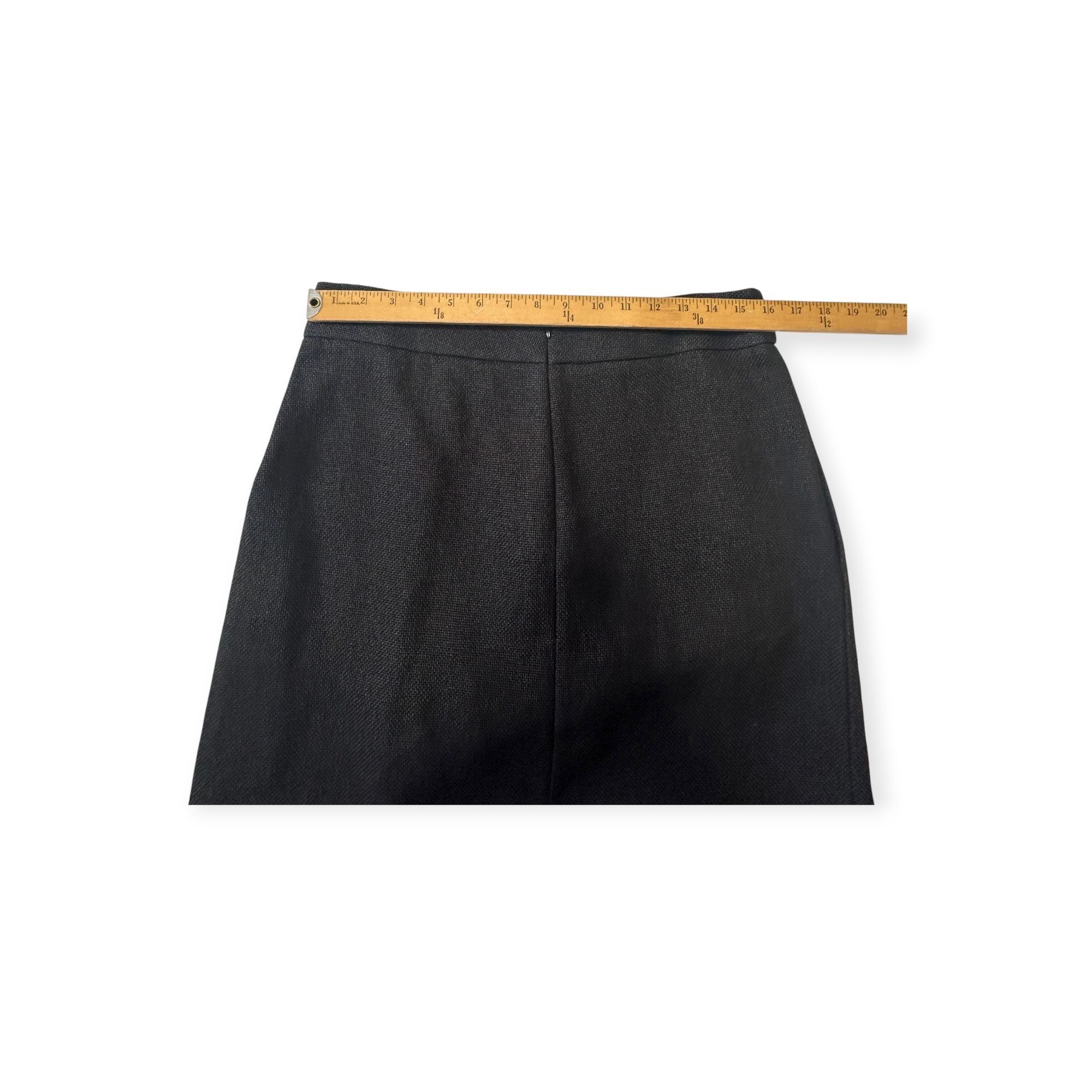 Marni Vintage Marni Textured Mini Skirt – Black/Navy, Made in Ital Size 30" / US 8 / IT 44 - 11 Thumbnail