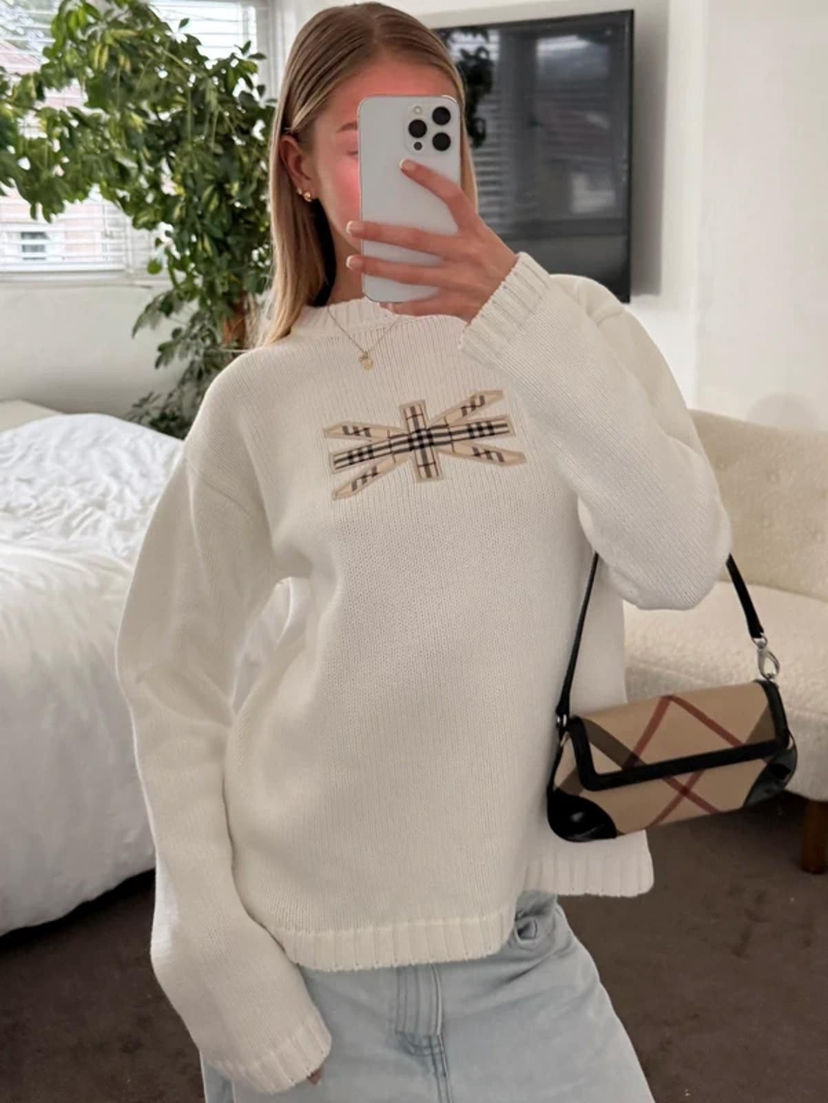Burberry Burberry white knitted jumper Size L / US 10 / IT 46 - 2 Thumbnail