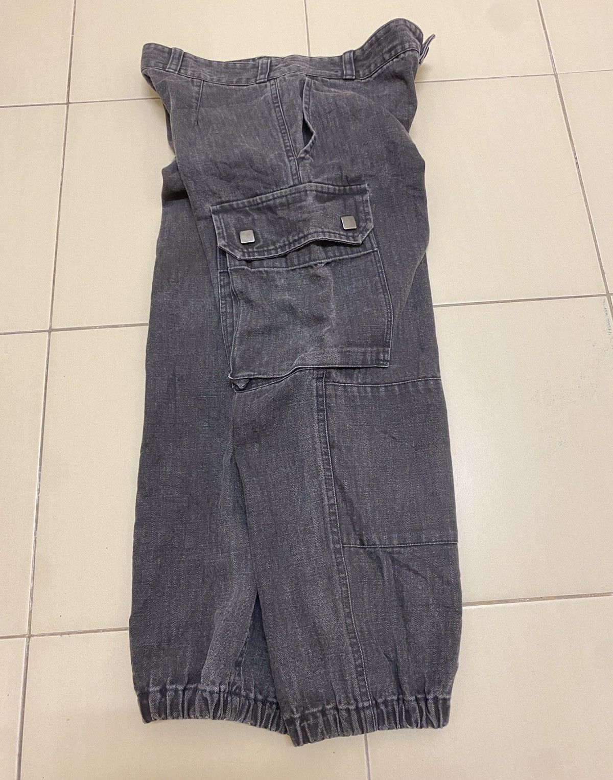 Japanese Brand × RIPVANWINKLE Vintage Y2K Rip Van Winkle Cargo Cropped Pants Size 29" - 5 Thumbnail