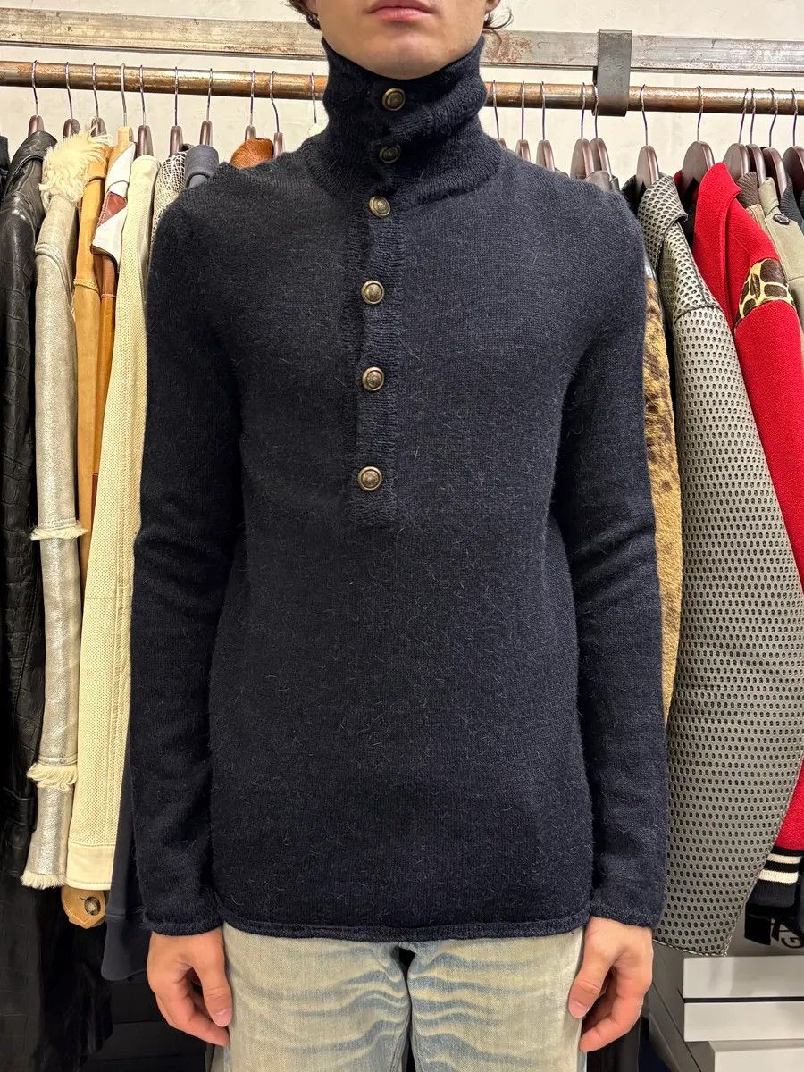 Gucci AW2007 Gucci Navy Asymmetrical Wool Buttoned Sweater by Frida Giannini Size US XS / EU 42 / 0 - 2 Thumbnail